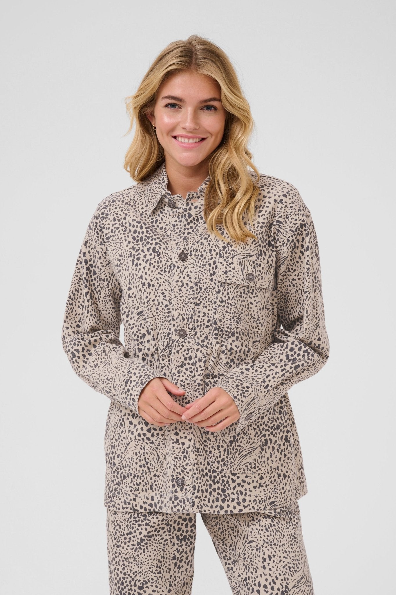 picture of Kaffe KAlisa Jacket Abstract Leopard - Number Two - womens - fashion - clothing - Kaffe 2