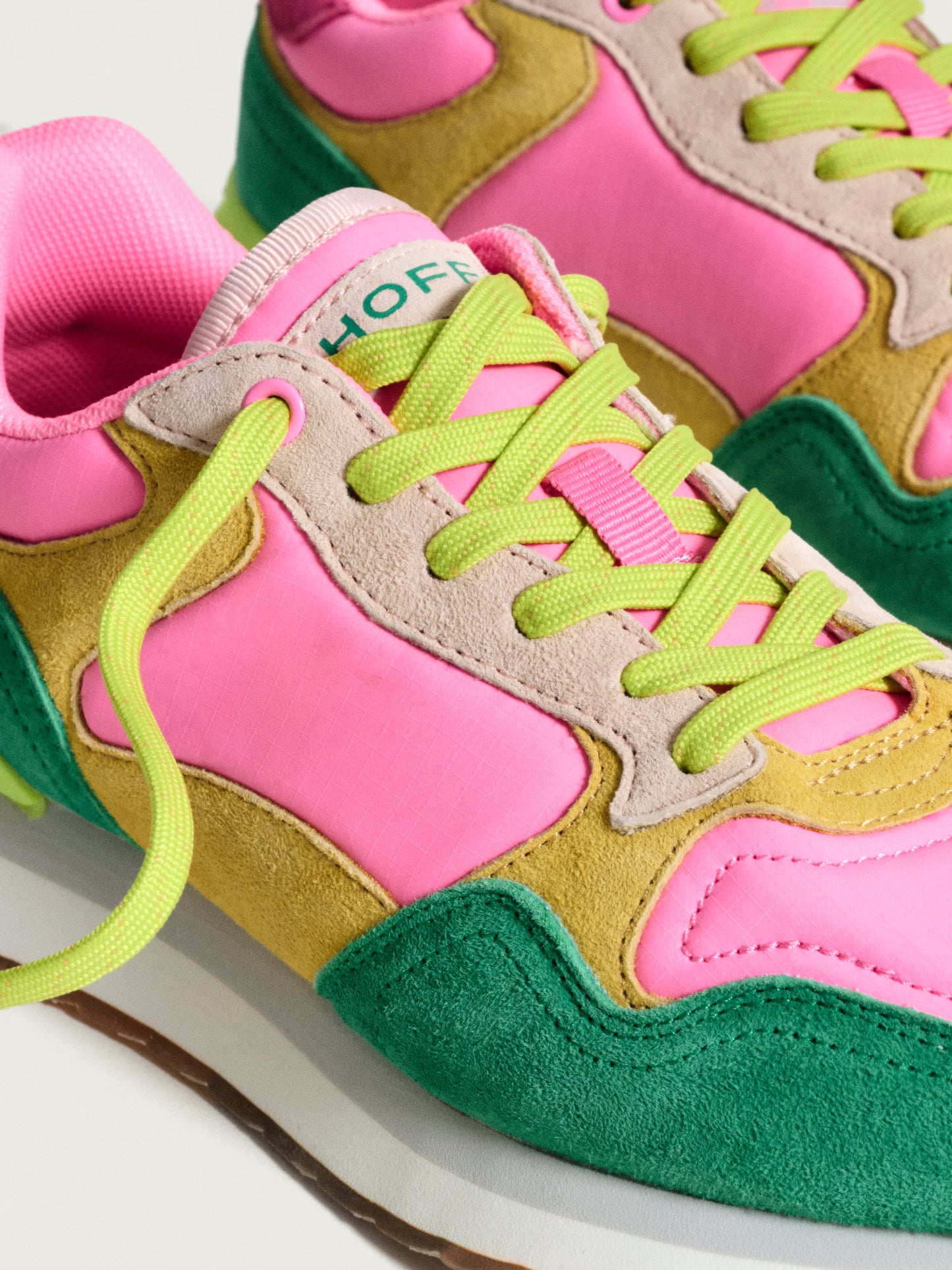 Hoff City Trainer Santa Marta