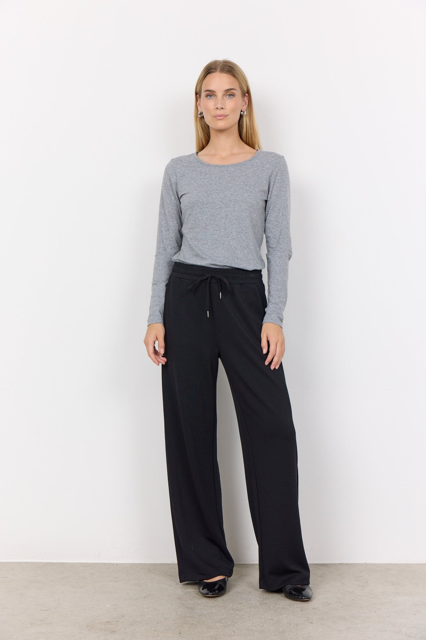 picture of SoyaConcept PYLLE 2 T-shirt - Medium Grey Melange - Number Two - womens - fashion - ethical - clothing - Soya