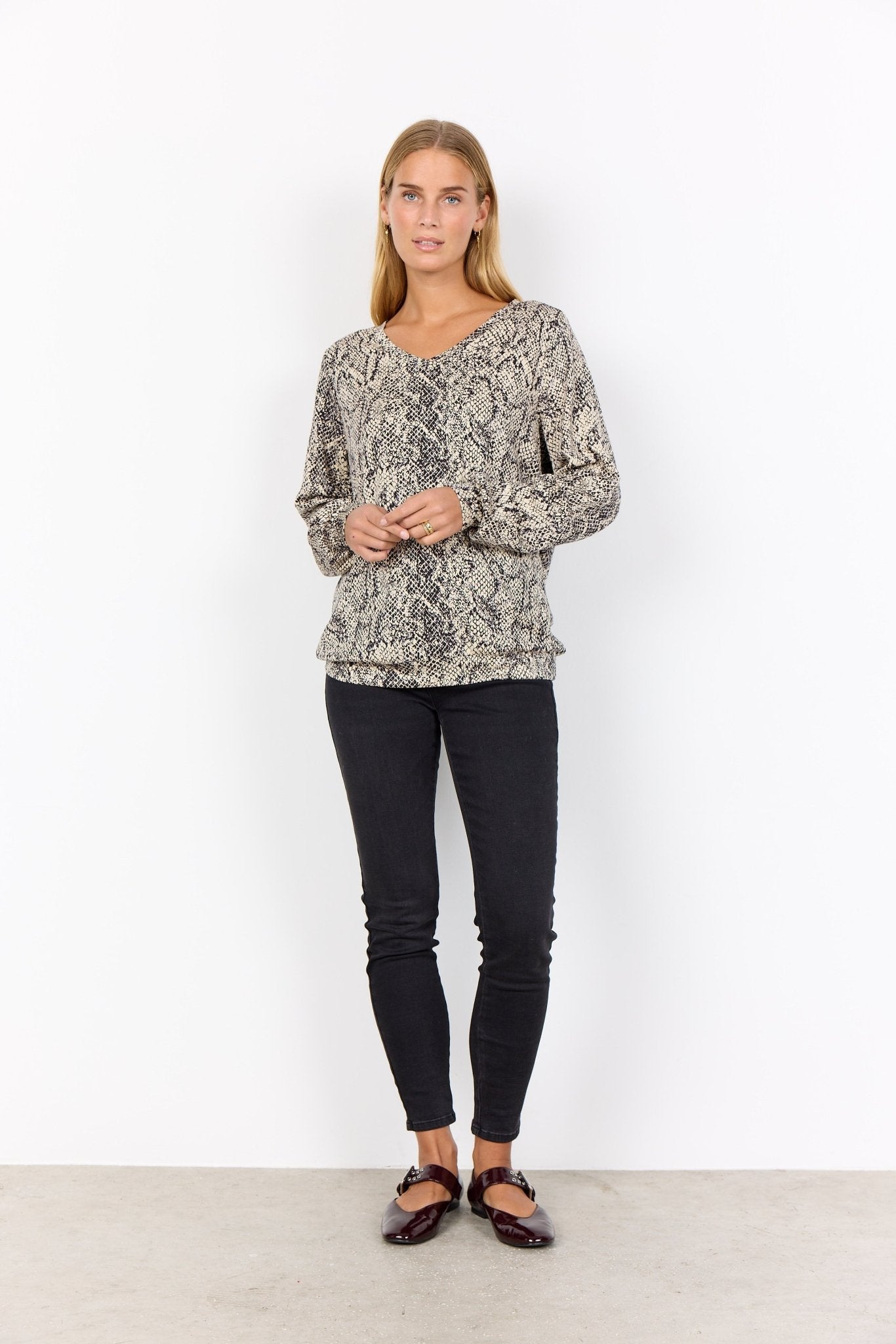 picture of SoyaConcept VIOLET 2 Blouse - Cream Animal - Number Two - womens - fashion - clothing - SoyaConcept 2