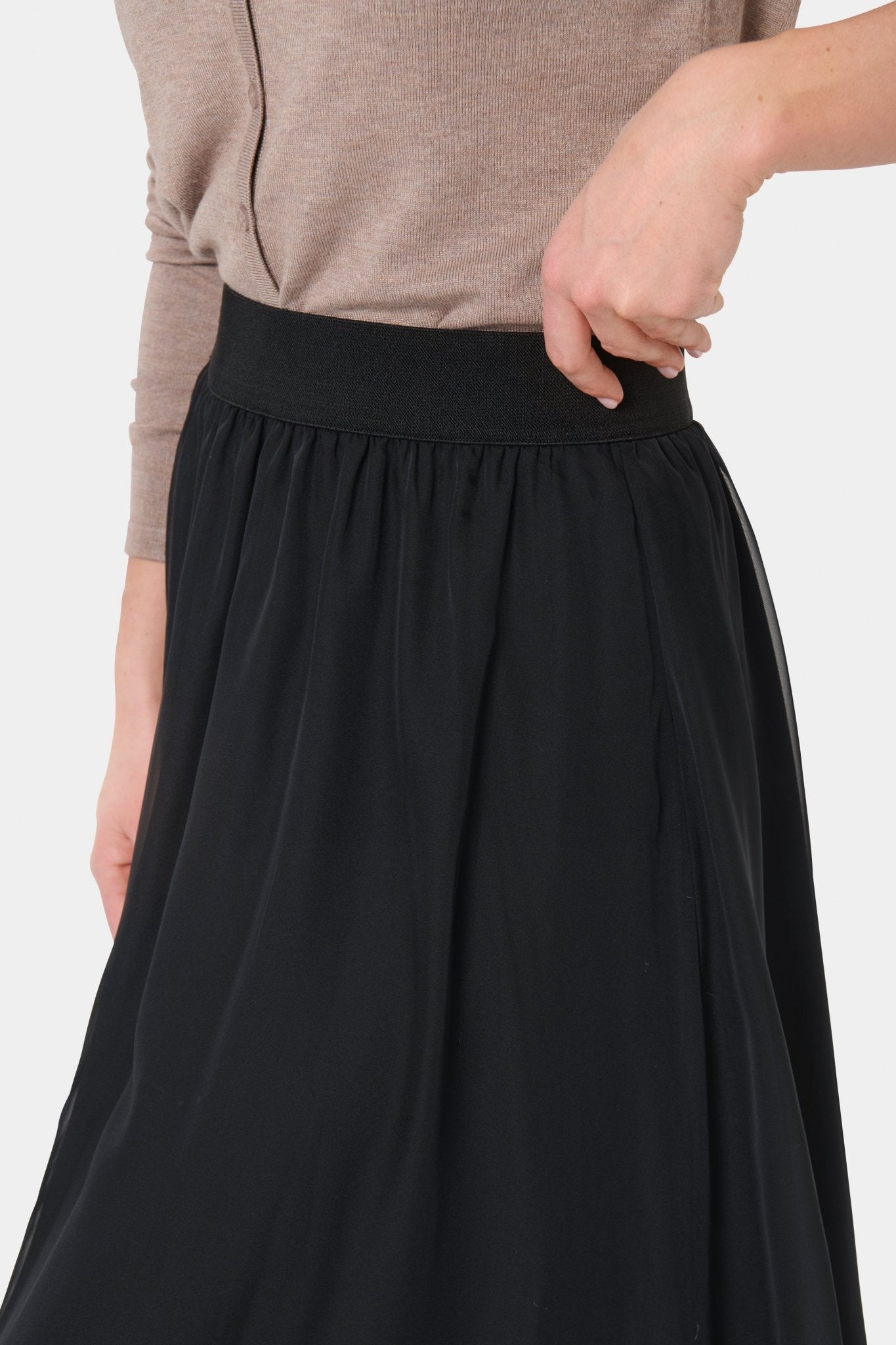 picture of Saint Tropez Coral Skirt - Black - Number Two - womens - fashion - clothing - Saint Tropez 4