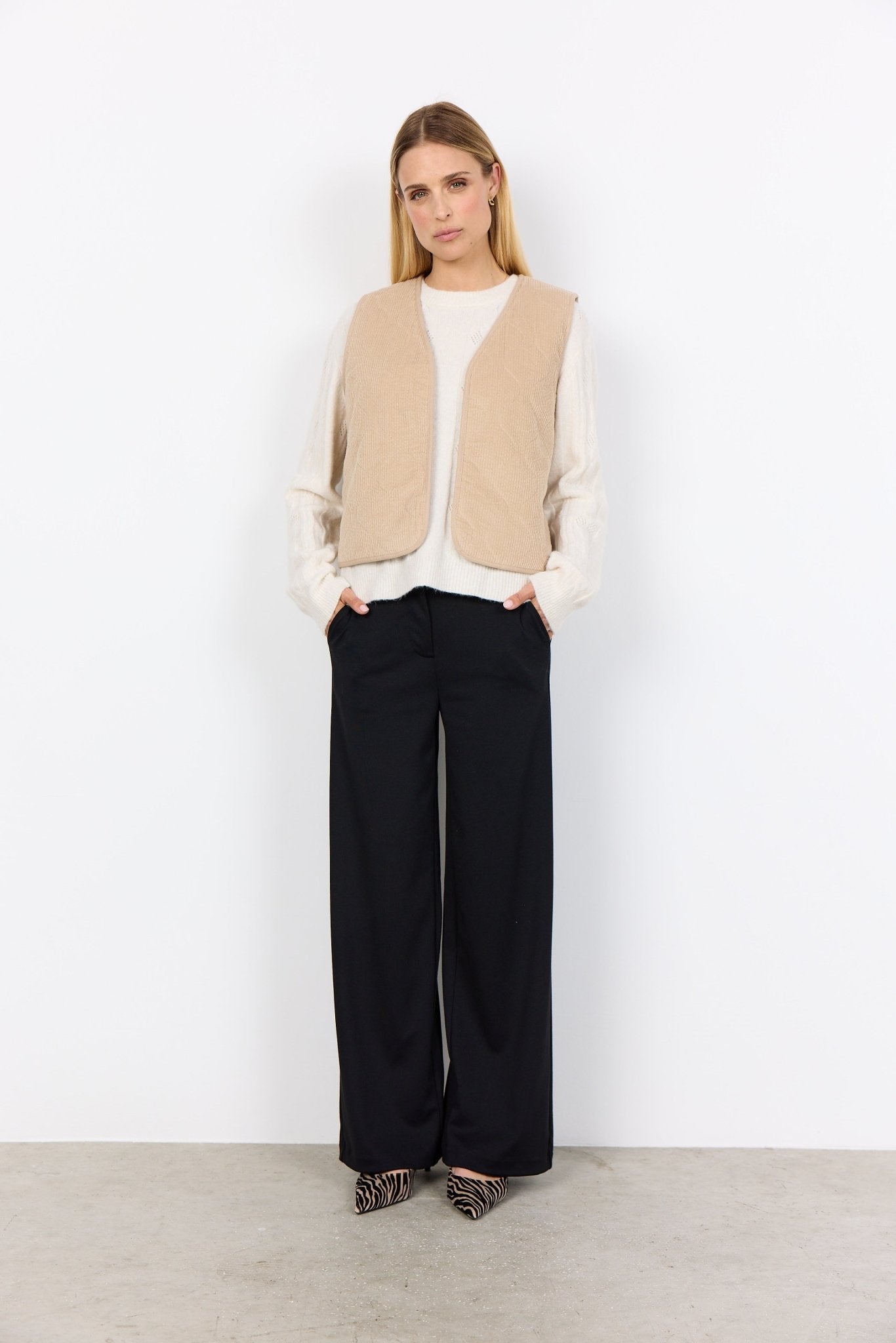 picture of SoyaConcept BINDI 17 Teddy/Cord Waistcoat - Sand - Number Two - womens - fashion - clothing - SoyaConcept 2