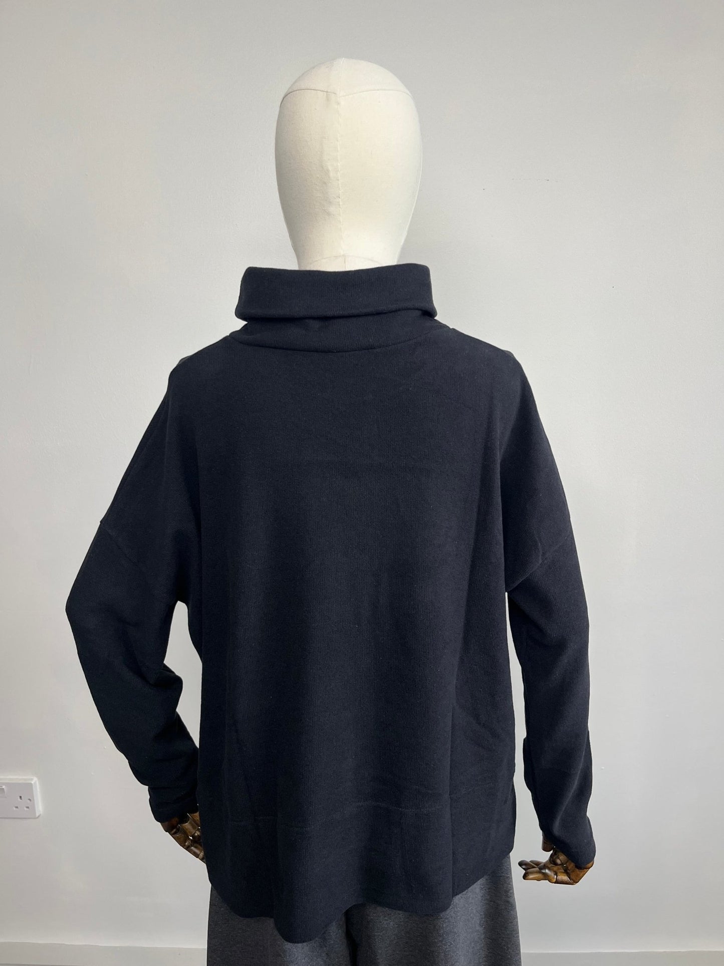 picture of Mama B Moyet Jumper - Nero - Number Two - womens - fashion - clothing - Mama B 5