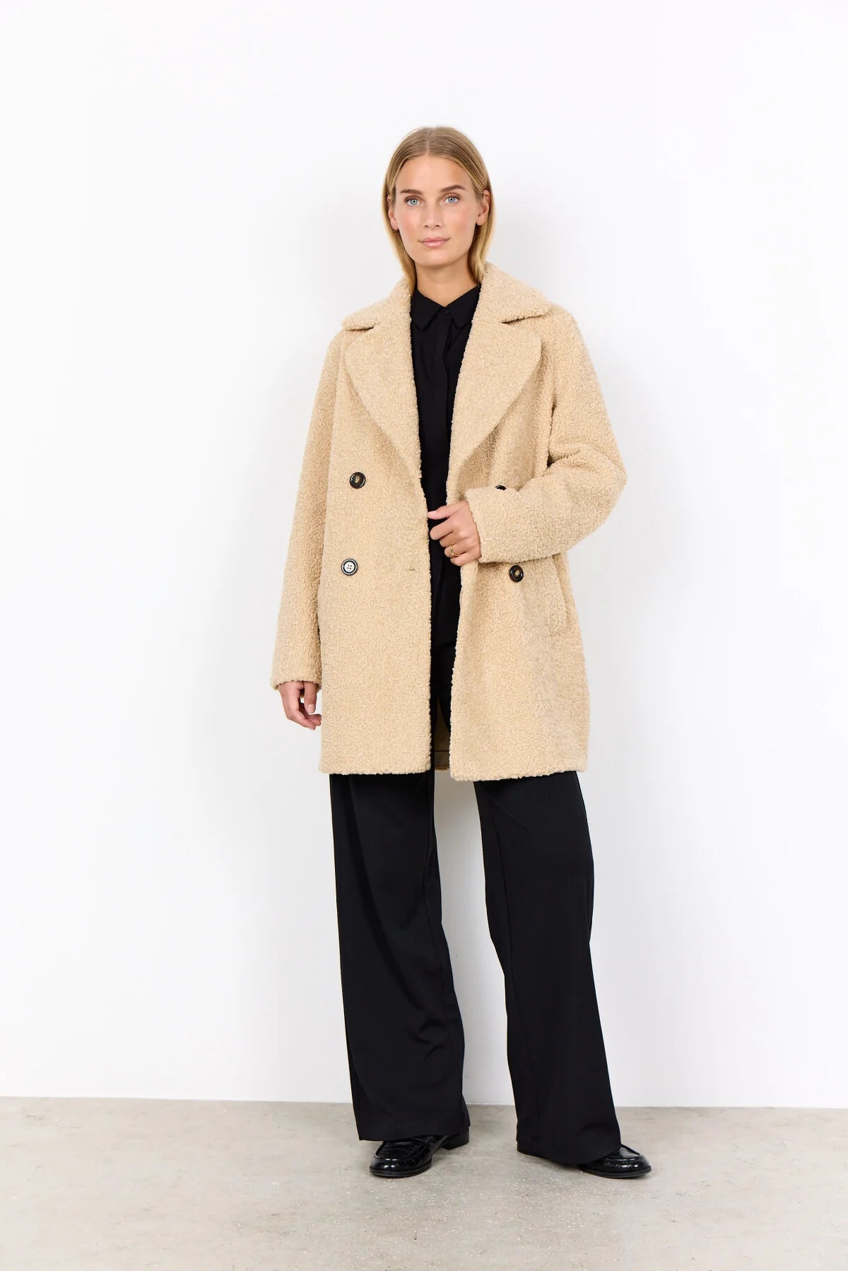 picture of SoyaConcept Mukite 1 Teddy Coat - Sand - Number Two - womens - fashion - clothing - SoyaConcept 2