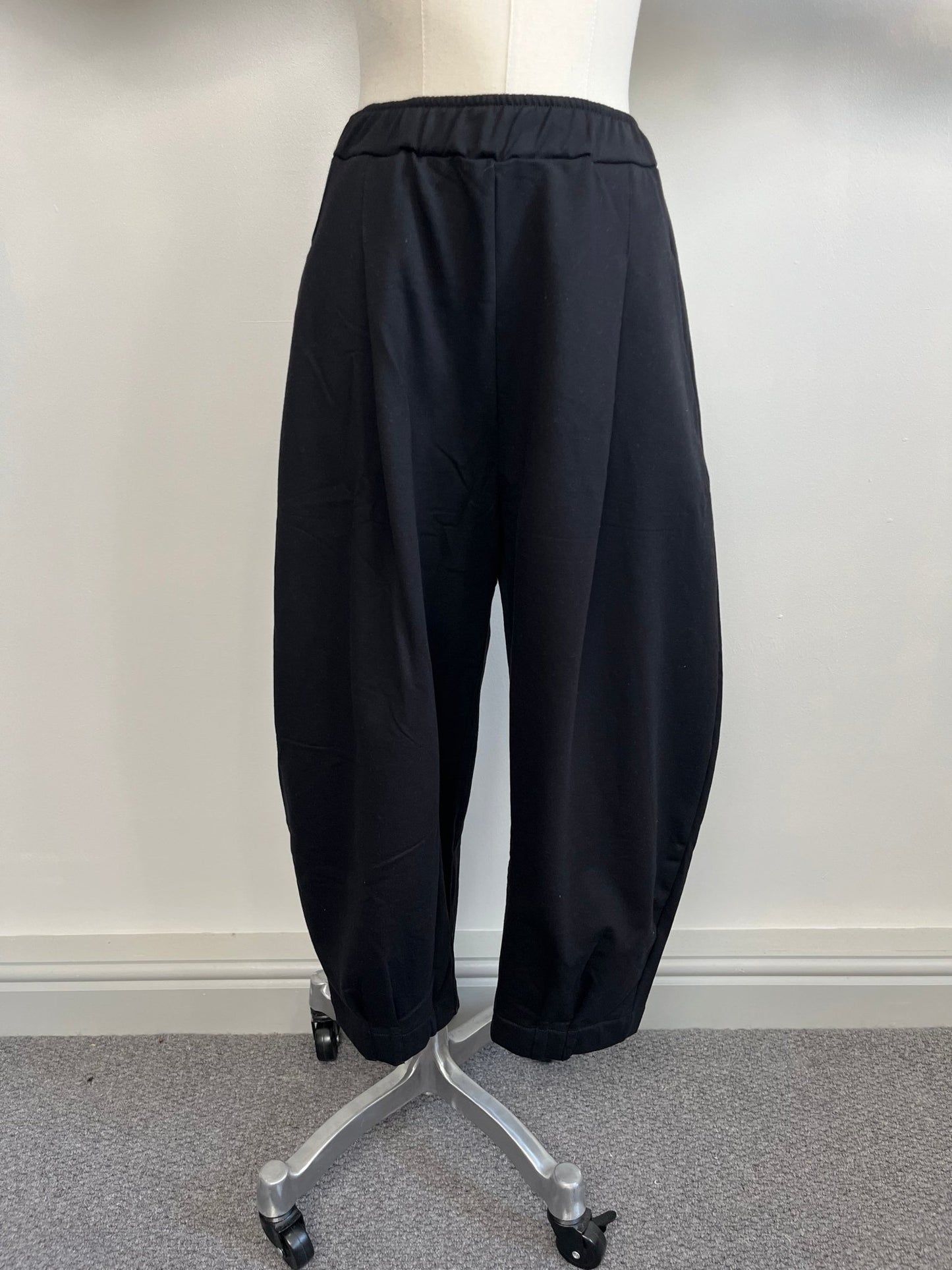 picture of Mama B Bianco F Pants - Nero - Number Two - womens - fashion - clothing - Mama B 3