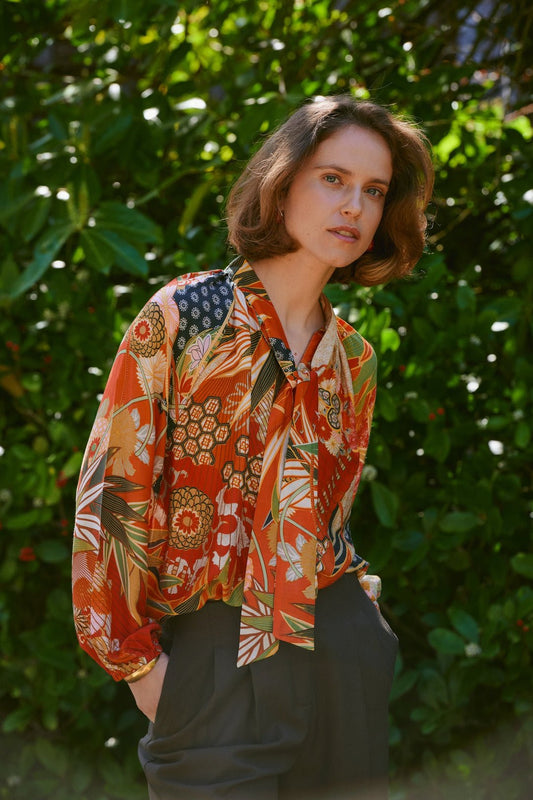 One Hundred Stars Pussy Bow Blouse Fans Scarlet - Number TwoclothingOne Hundred Stars