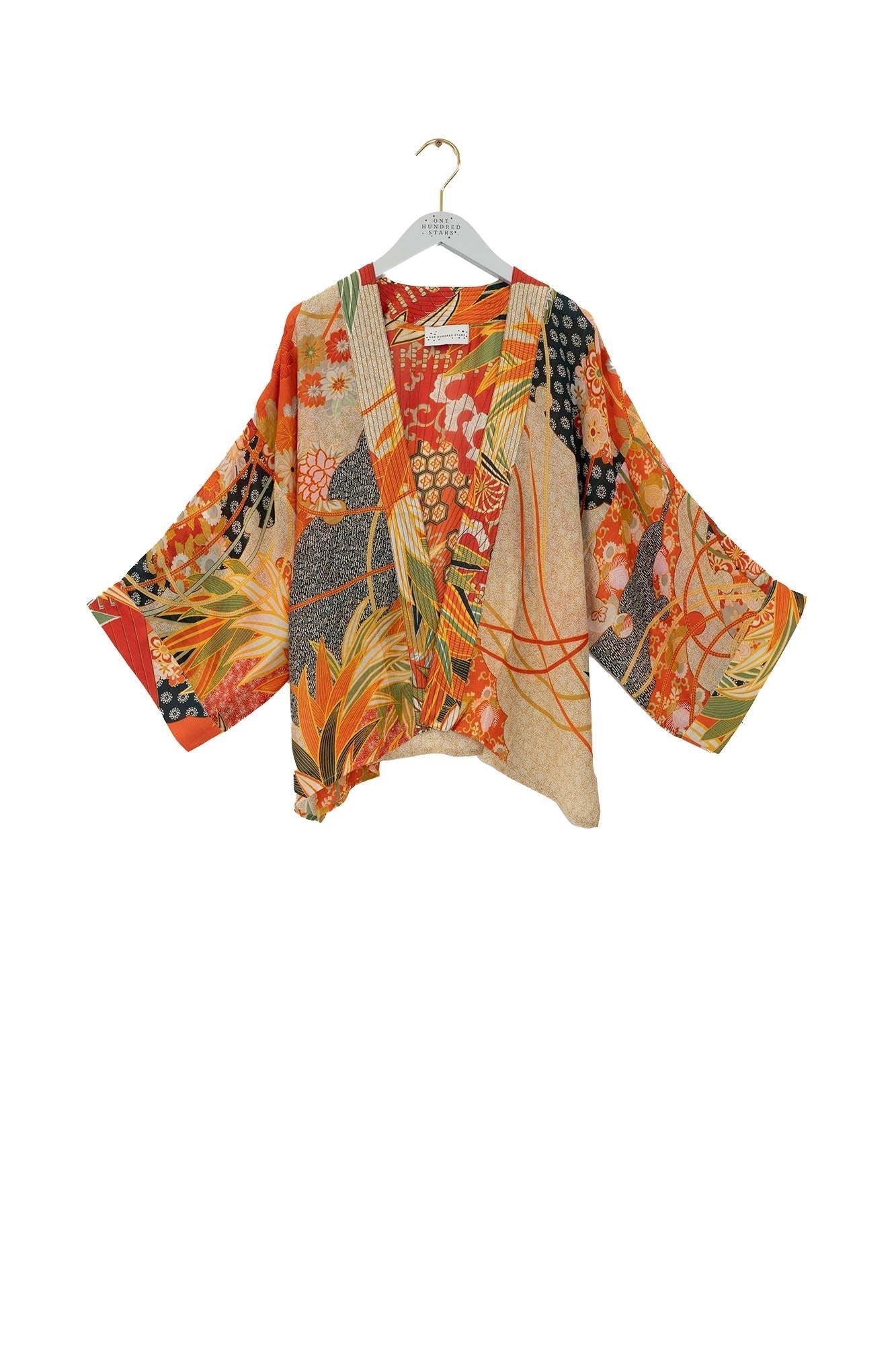 One Hundred Stars Kimono Fans Scarlet - Number TwoOne Hundred StarsNumber Two