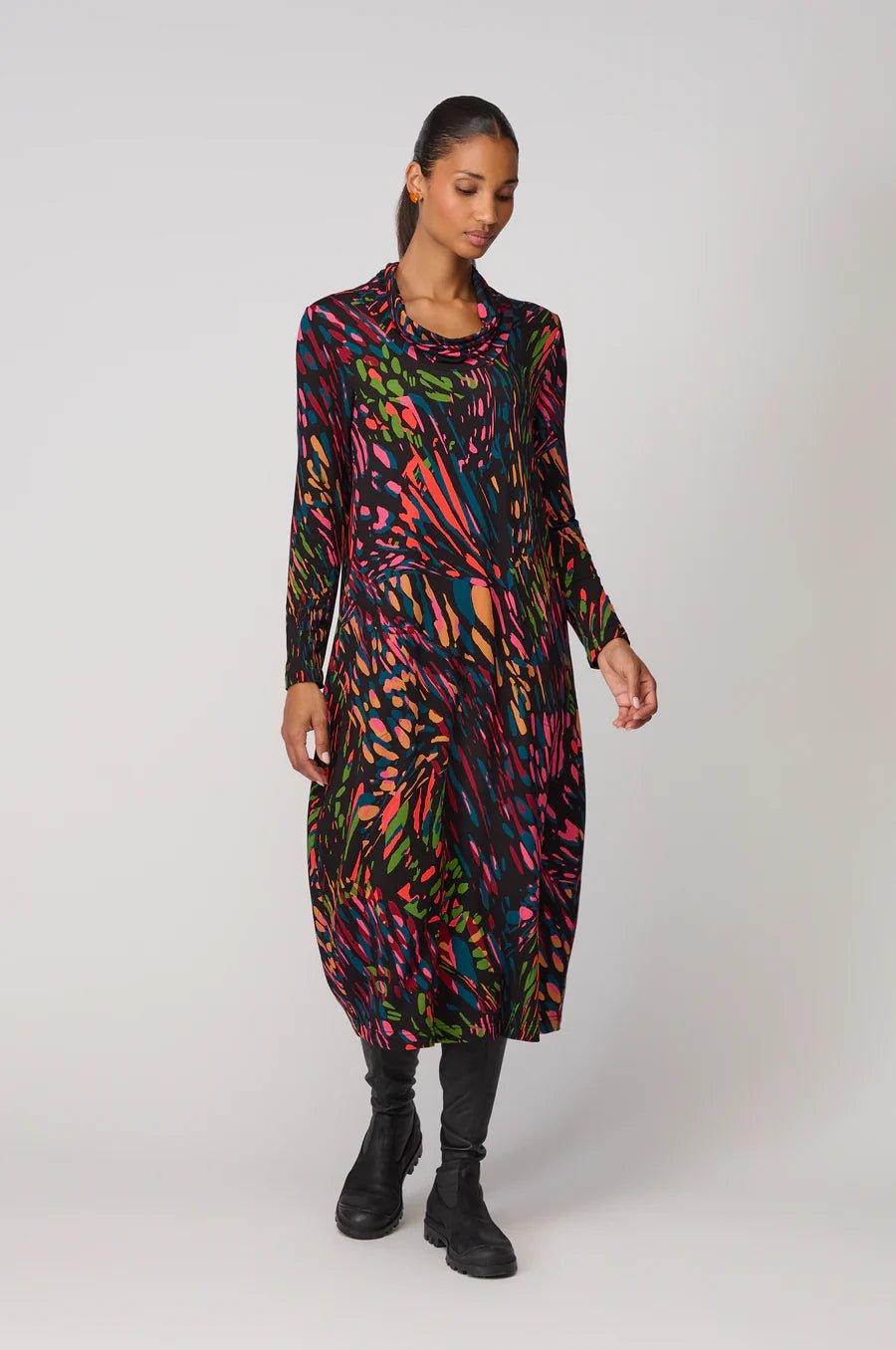 picture of Sahara Skyfire Jersey Dress - Bright Scattered Wings - Number Two - womens - fashion - clothing - Sahara 3