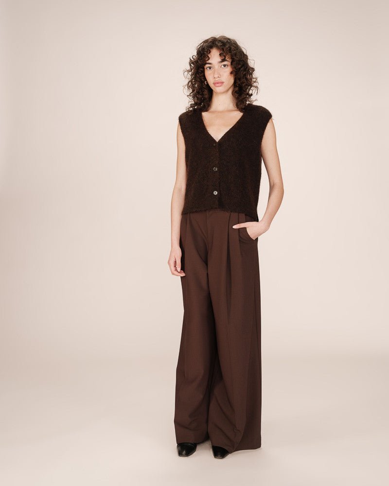 picture of Grace & Mila Santa Knit Tank - Chocolate - Number Two - womens - fashion - clothing - Grace & Mila 3