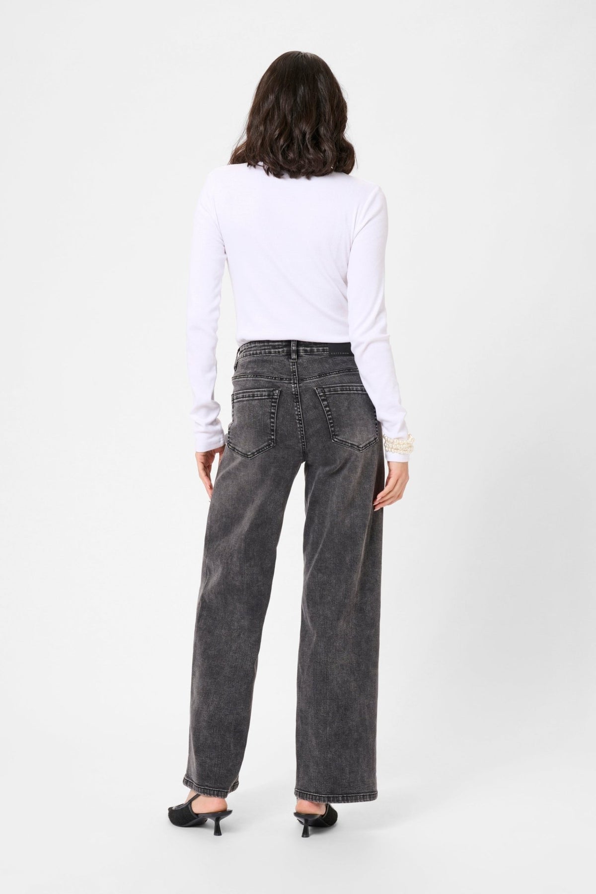 picture of Kaffe Brook High Waist Jean - Grey Vintage Wash - Number Two - womens - fashion - clothing - Kaffe 4