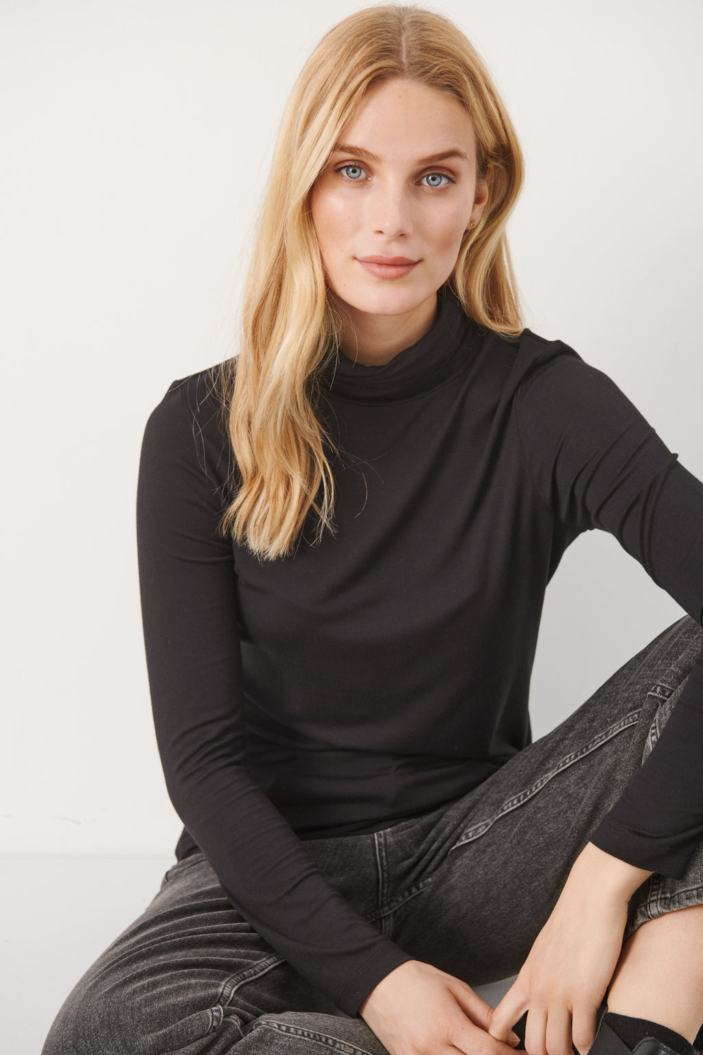 Part Two Effinas T-Shirt  - Black