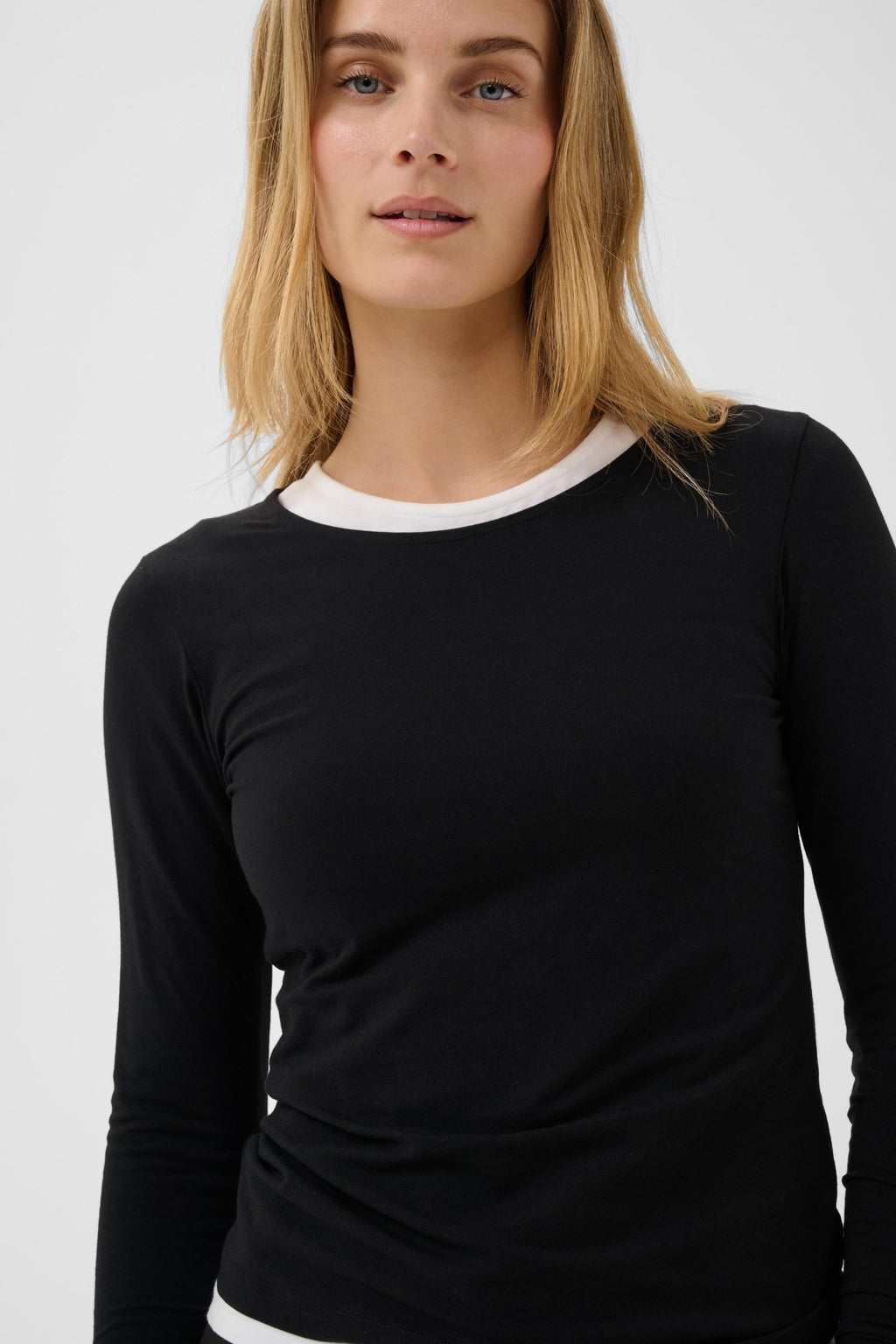 picture of Part Two Nemajas T-Shirt - Black - Number Two - womens - fashion - clothing - Part Two 2