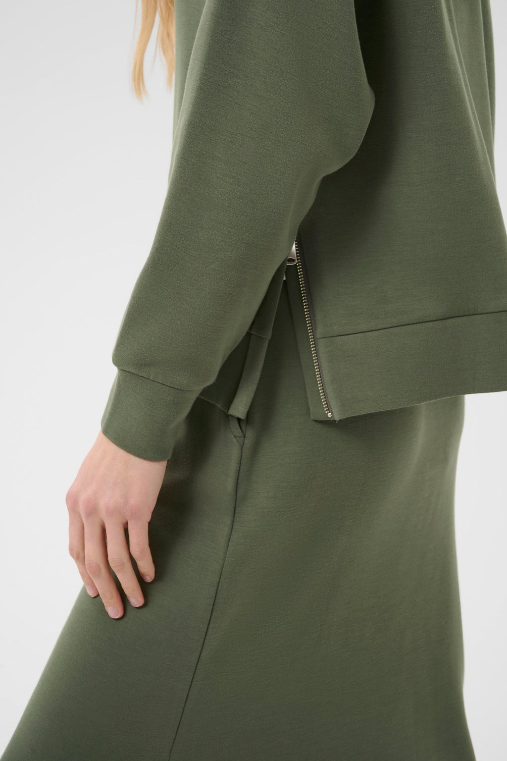 picture of Part Two Zola Sweatshirt - Beetle Green - Number Two - womens - fashion - clothing - Part Two 3