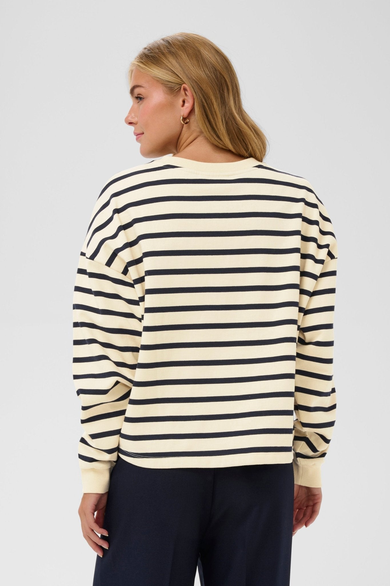 picture of Saint Tropez Osiria Sweatshirt - Seedpearl Night Sky Stripe - Number Two - womens - clothing - Saint Tropez 3