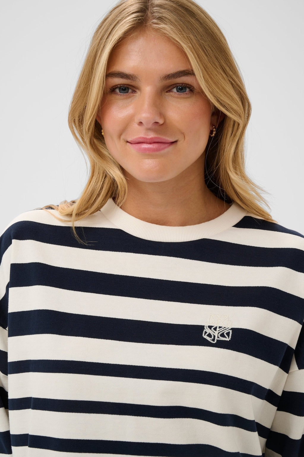 picture of Saint Tropez Philene Sweatshirt - NightSky Irregular Stripe - Number Two - womens - fashion - clothing - Saint Tropez 4