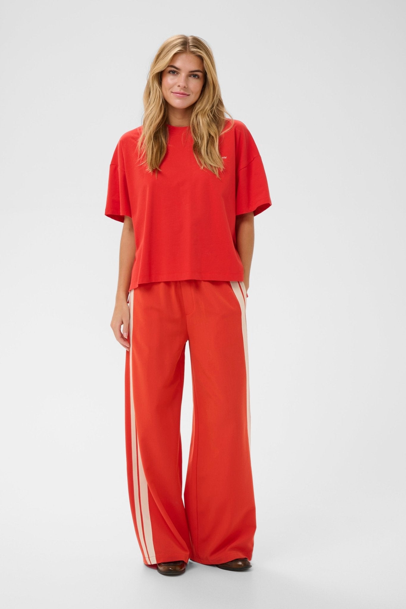 picture of Saint Tropez Pascale Pants - Valiant Poppy - Number Two - womens - fashion - clothing - Saint Tropez 3