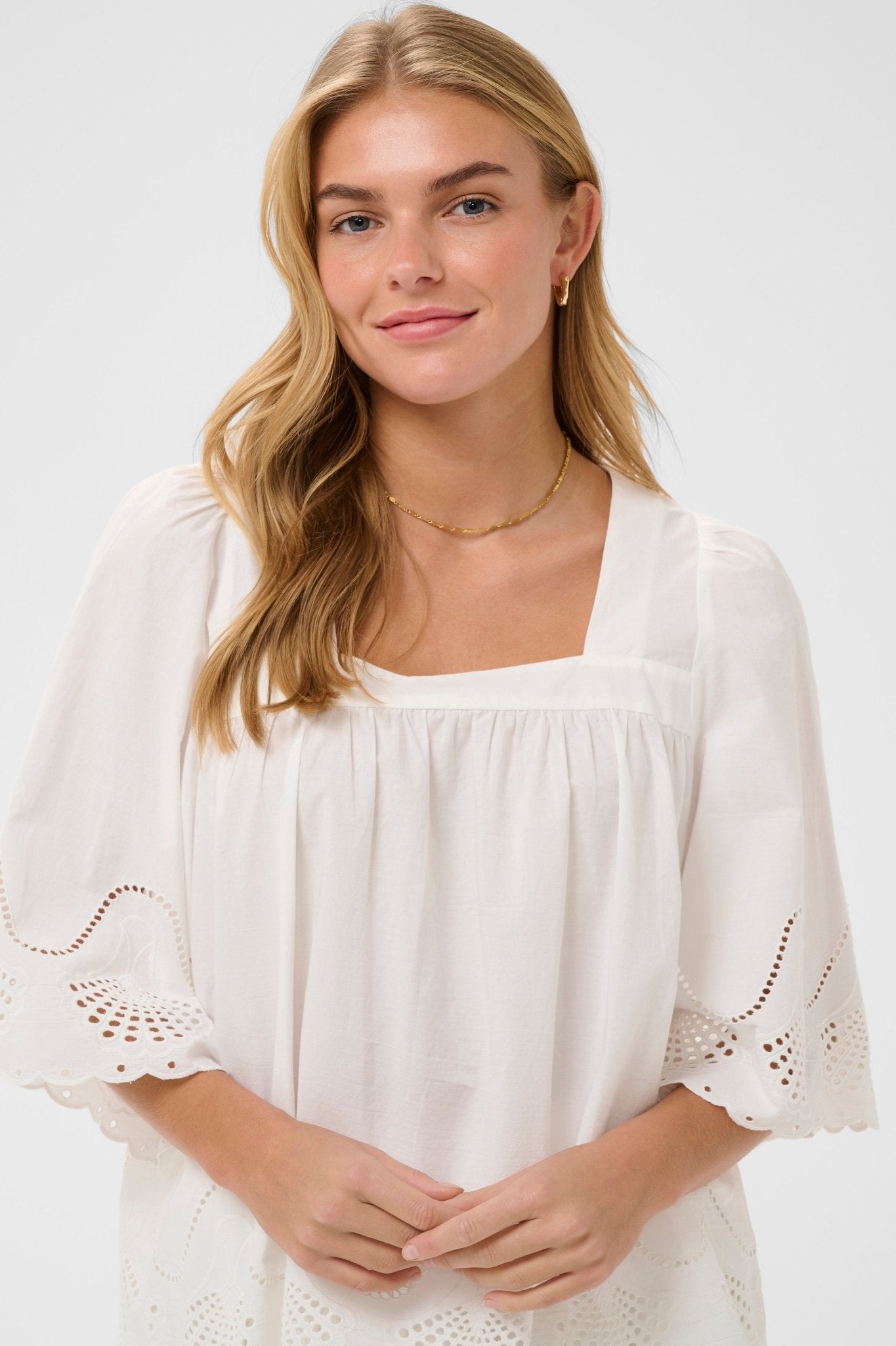 picture of Saint Tropez Rivashell Blouse - White - Number Two - womens - fashion - clothing - Saint Tropez 2