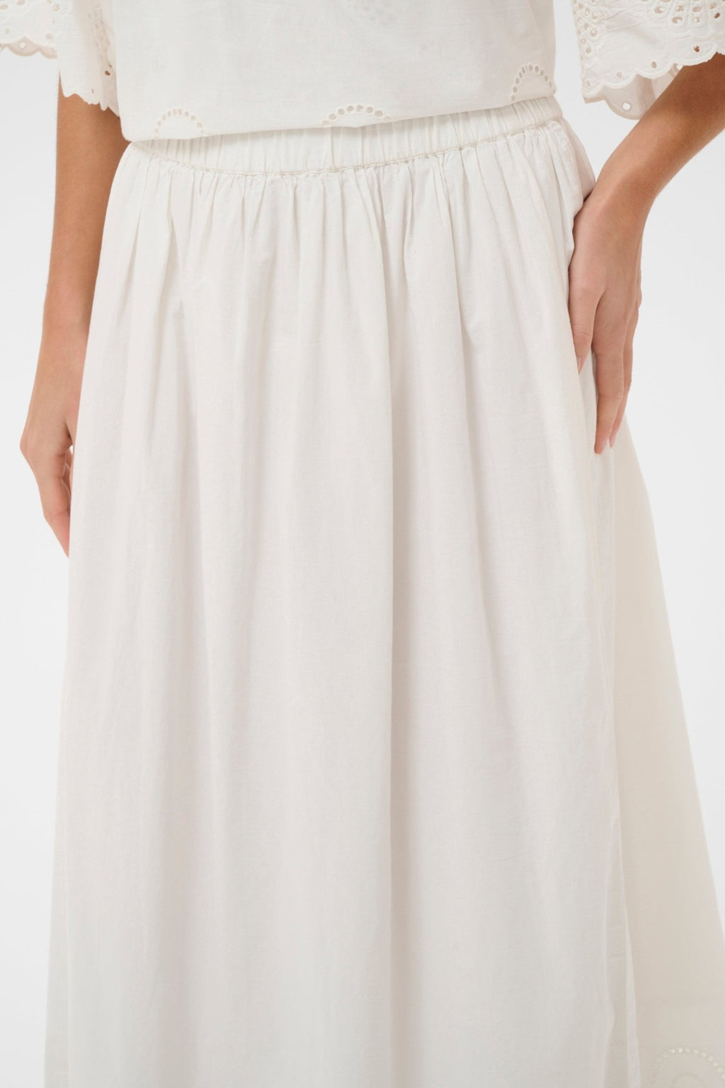 picture of Saint Tropez Rivashell Skirt - White - Number Two - womens - fashion - clothing - Saint Tropez 2