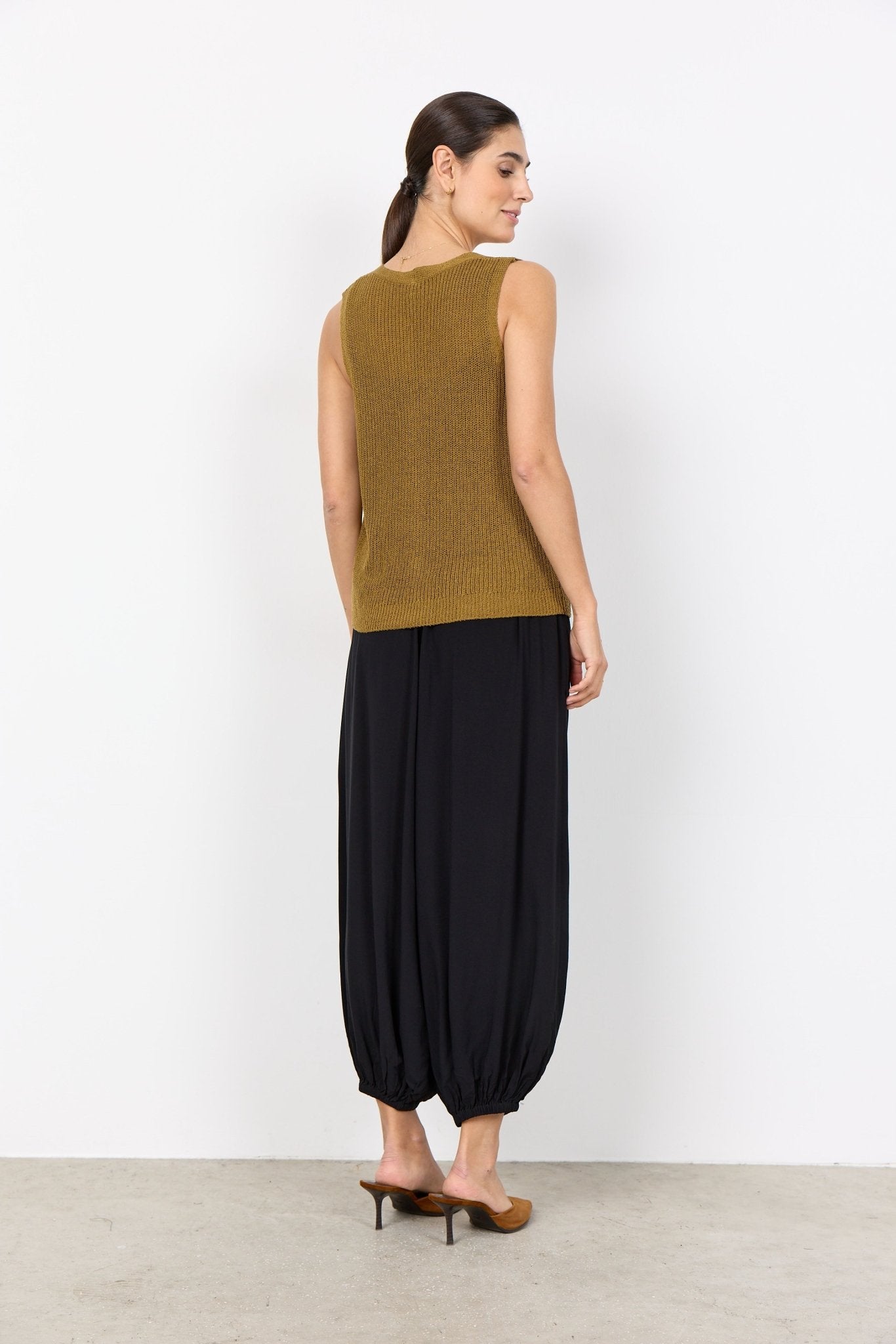 picture of SoyaConcept Felizia 1 Waistcoat Knit - Olive - Number Two - womens - fashion - clothing - SoyaConcept 3