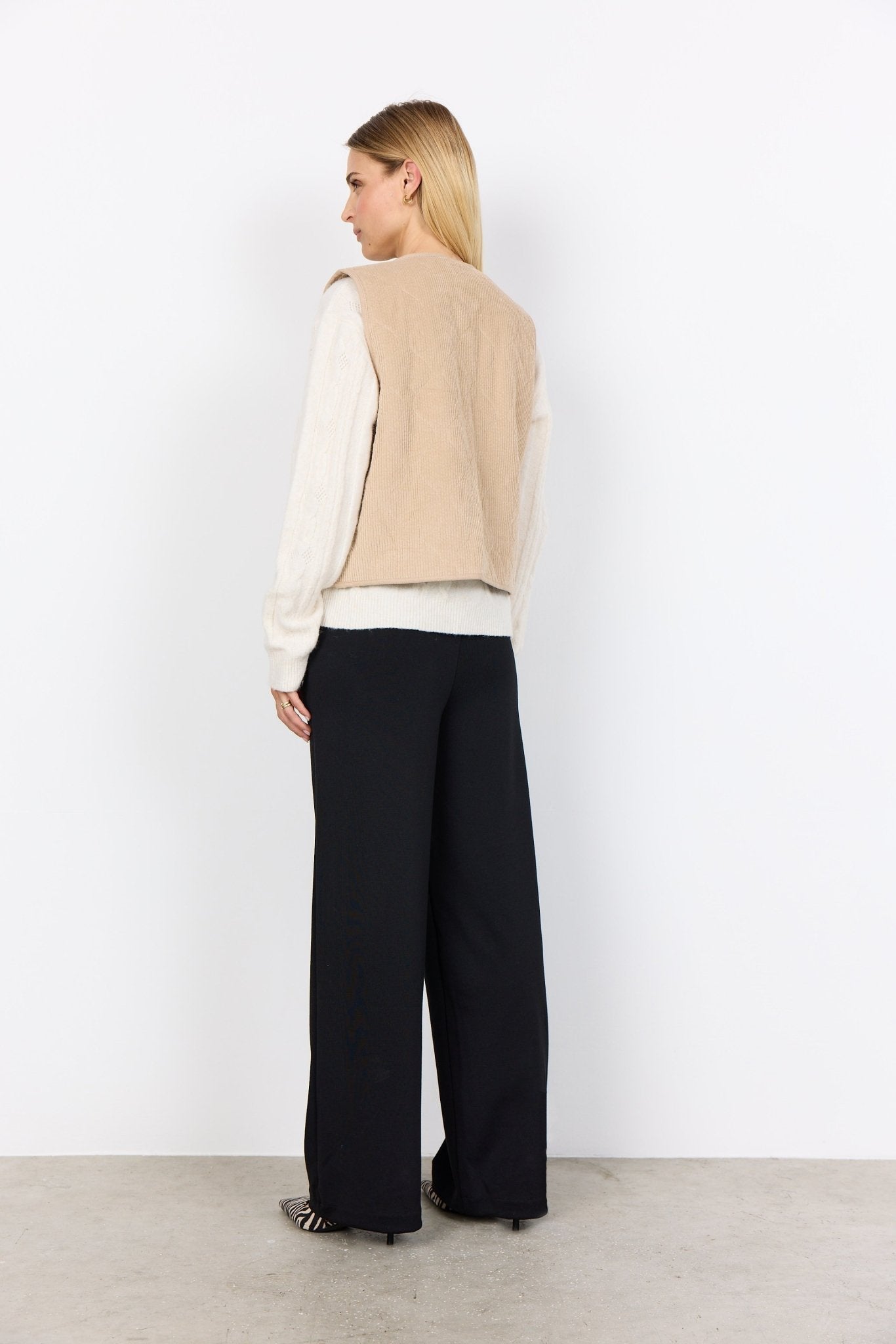 picture of SoyaConcept BINDI 17 Teddy/Cord Waistcoat - Sand - Number Two - womens - fashion - clothing - SoyaConcept 3
