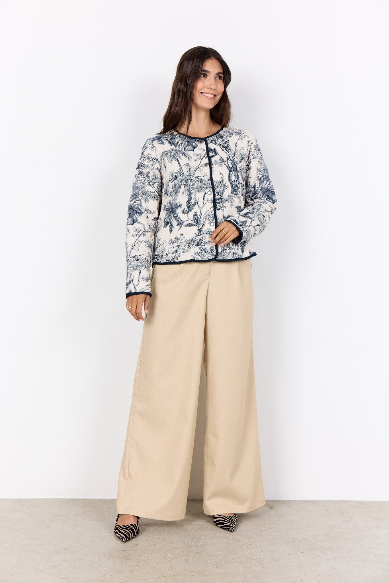 picture of SoyaConcept CARLI 3 Jacket Shirt - Dark Blue Print - Number Two - womens - fashion - clothing - SoyaConcept 3