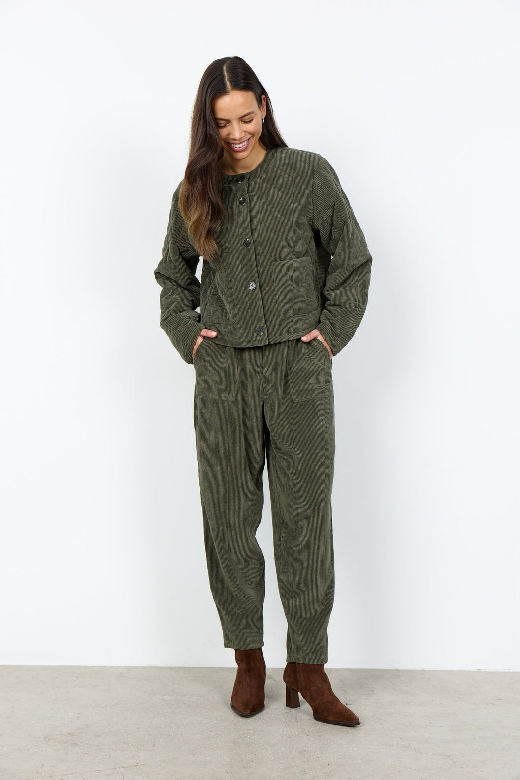 picture of SoyaConcept BINDI 21 Quilted Jacket - Dark Green - Number Two - womens - fashion - clothing - SoyaConcept 2