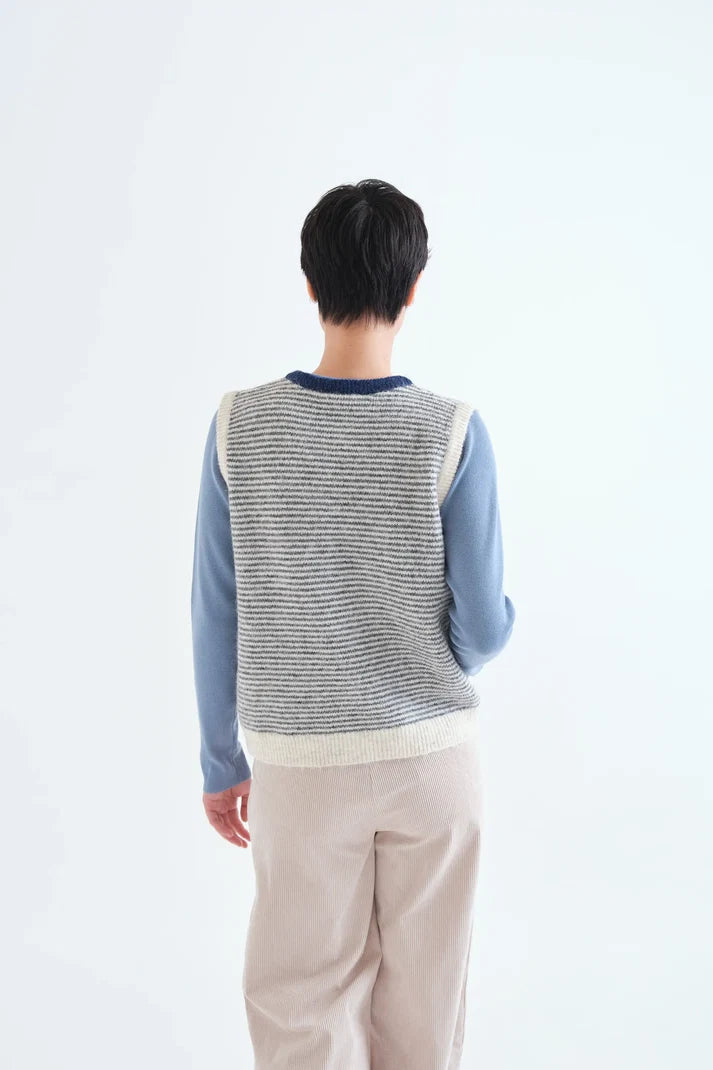 Compania Fantastica 10424 Striped Knit Vest - White/Grey