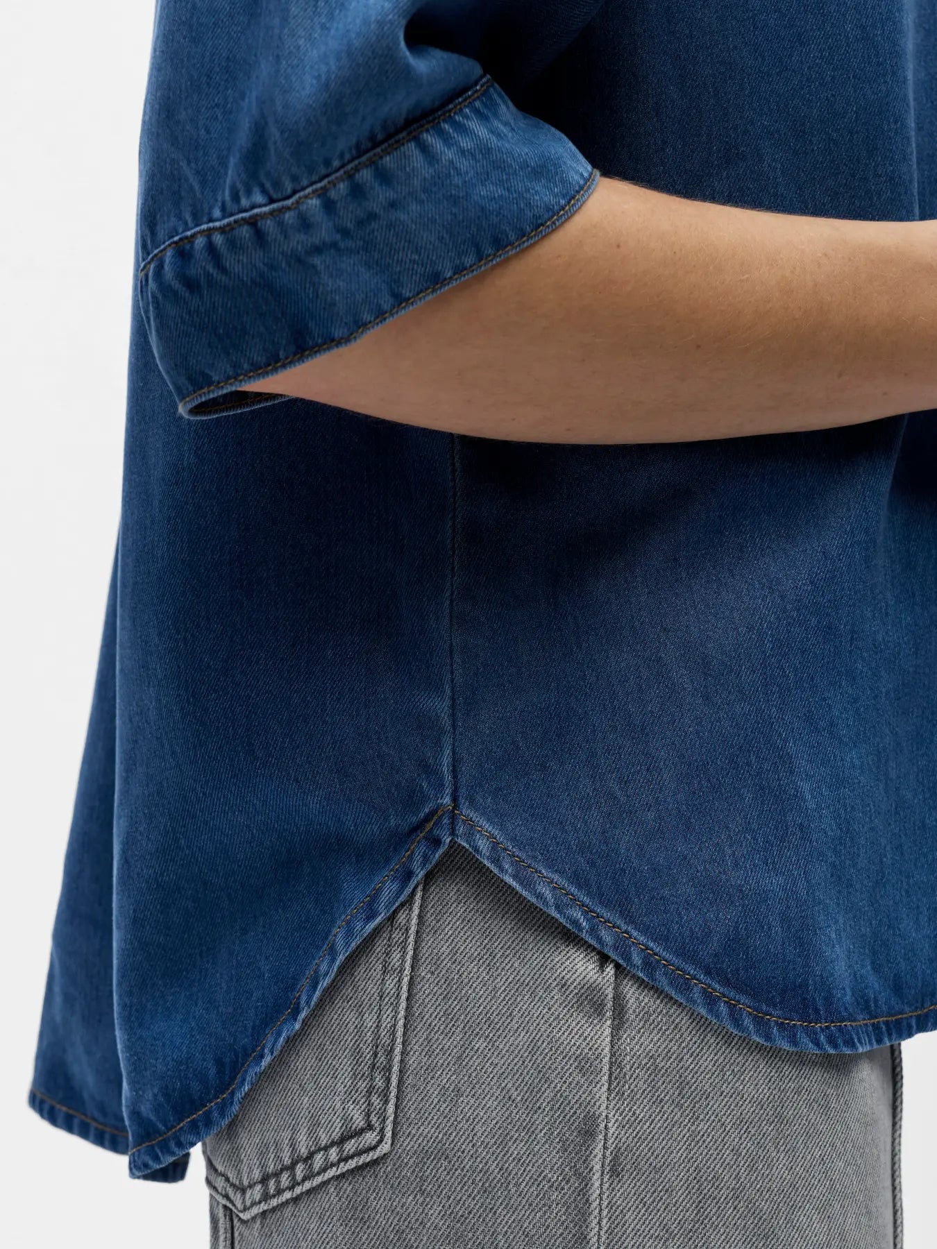 picture of Object Frame 2/4 Denim Top - Medium Blue Denim - Number Two - womens - fashion - clothing - Object 3