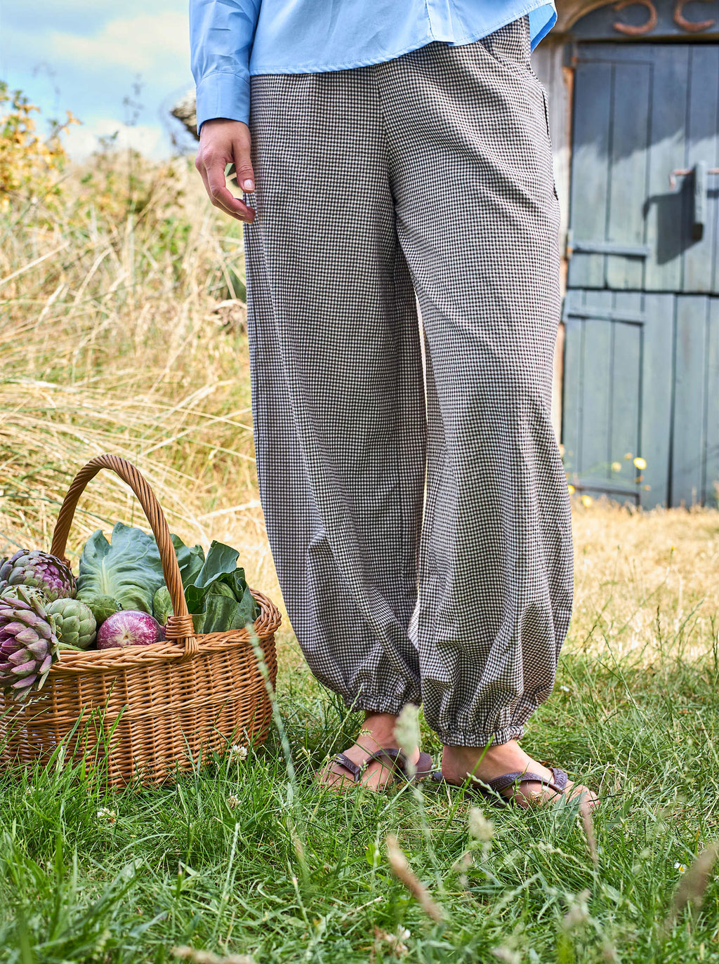 Black Colour MANON Ballon Pant - Coffee Gingham