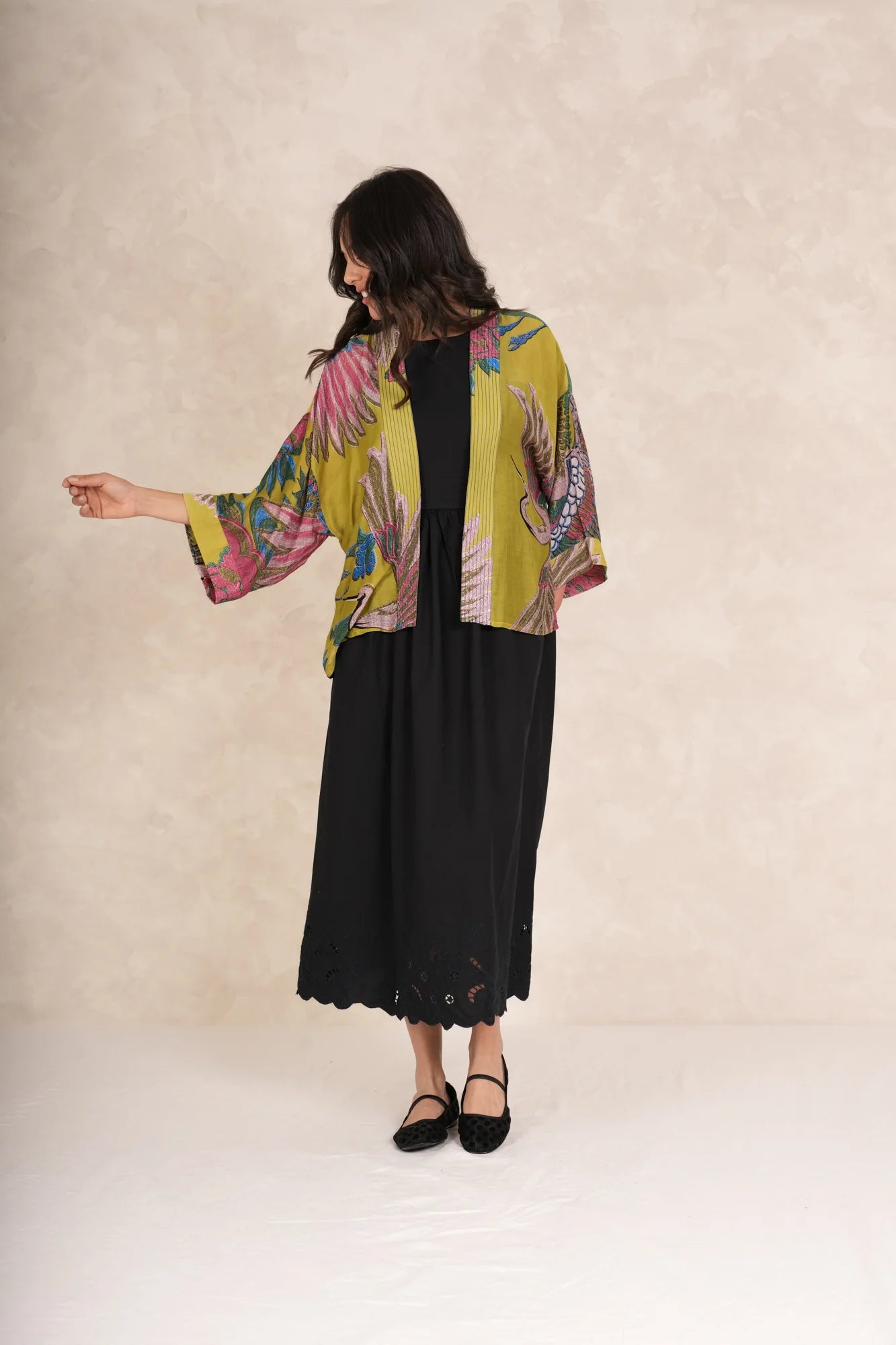 picture of One Hundred Stars Kimono - Crane Olive - Number Two - womens - fashion - clothing - One Hundred Stars 4