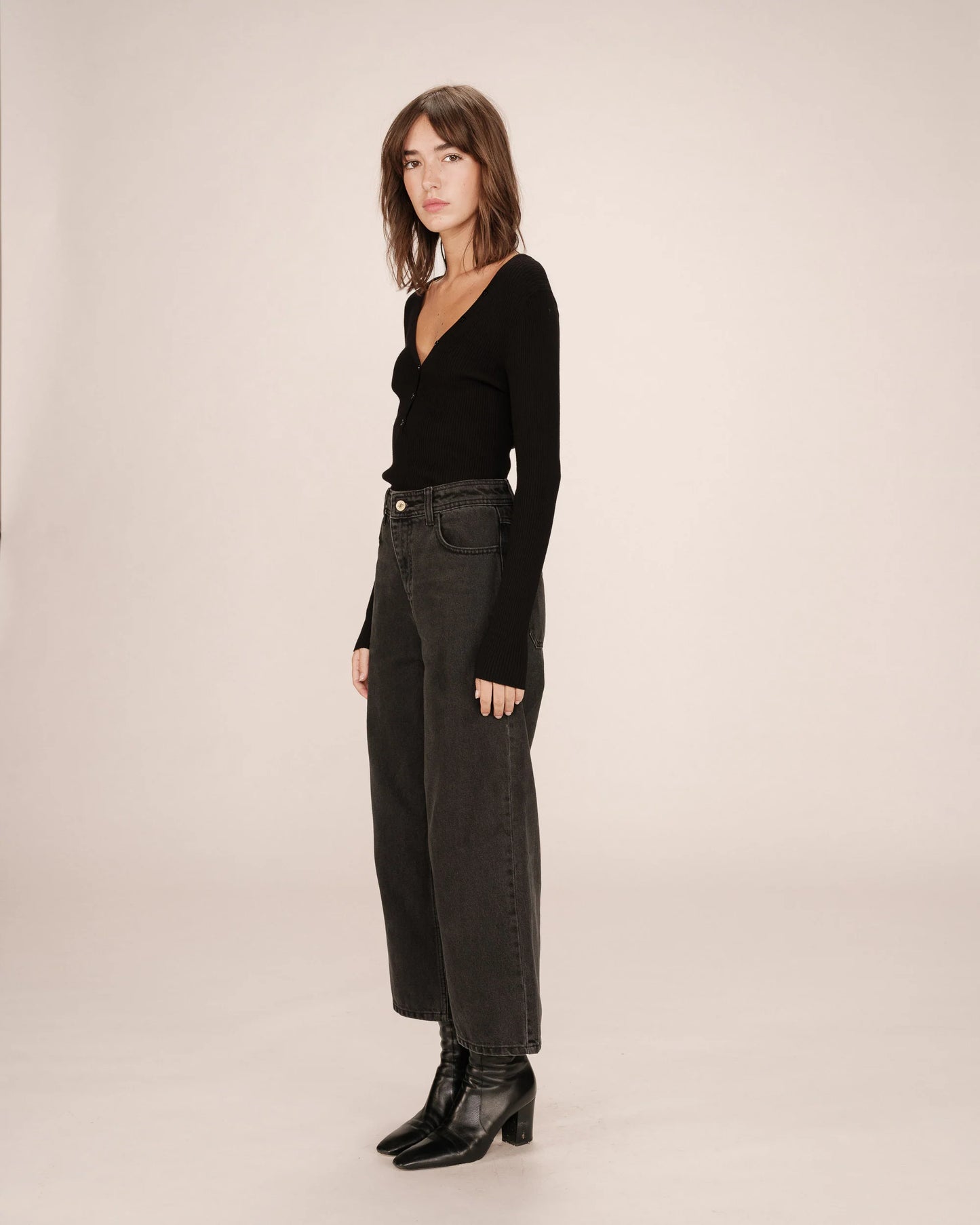 picture of Grace & Mila Jonas Jean - Black Washed - Number Two - womens - fashion - clothing - Grace & Mila 4