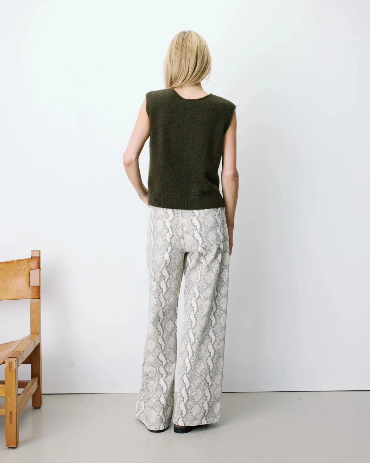 picture of Grace & Mila NARS Knit Tank W/Buttons - Khaki - Number Two - womens - fashion - clothing - Grace & Mila 5