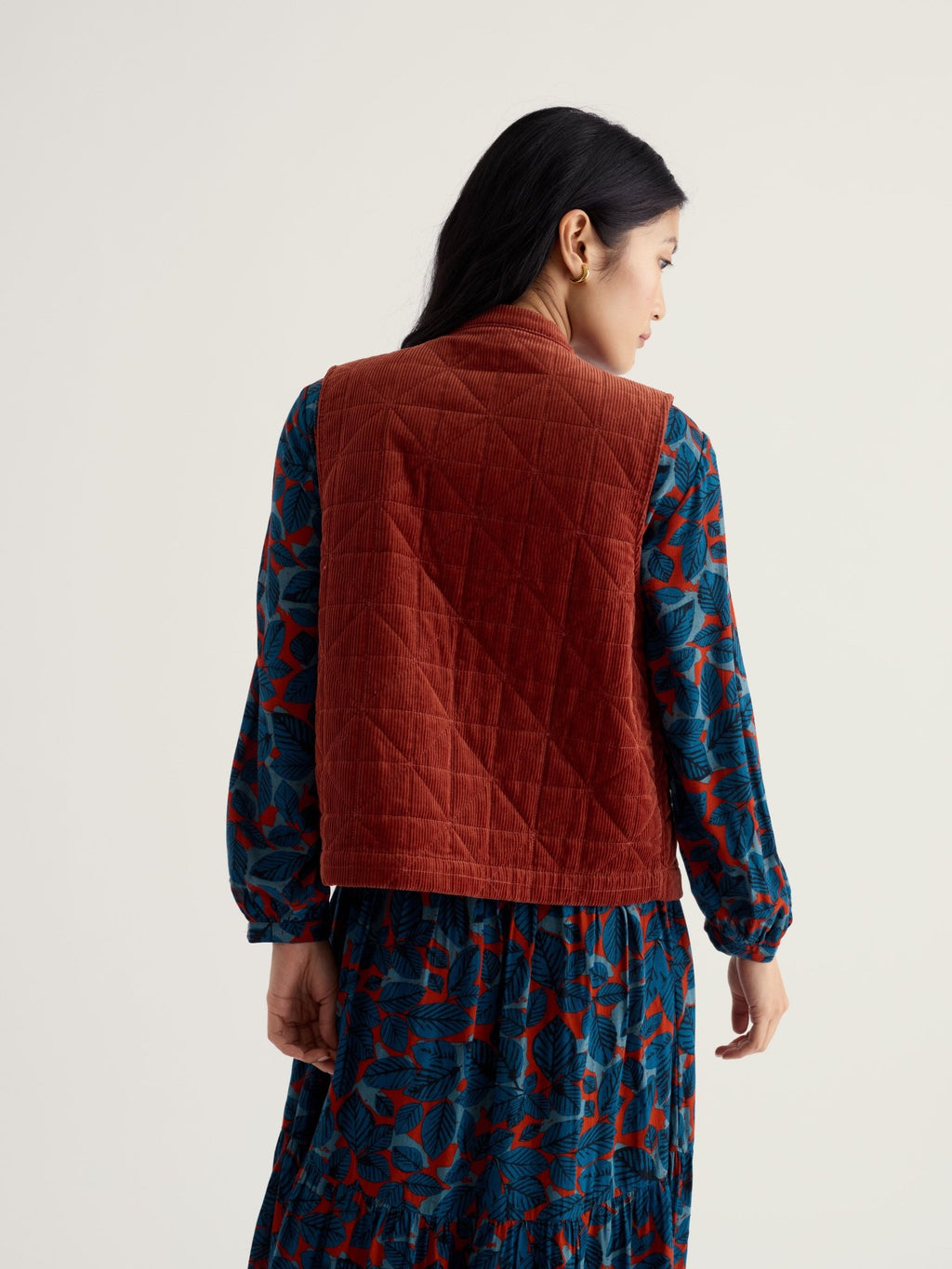 picture of Seasalt Incoming Tide Gilet - Dark Terracota - Number Two - womens - fashion - clothing - Seasalt 3