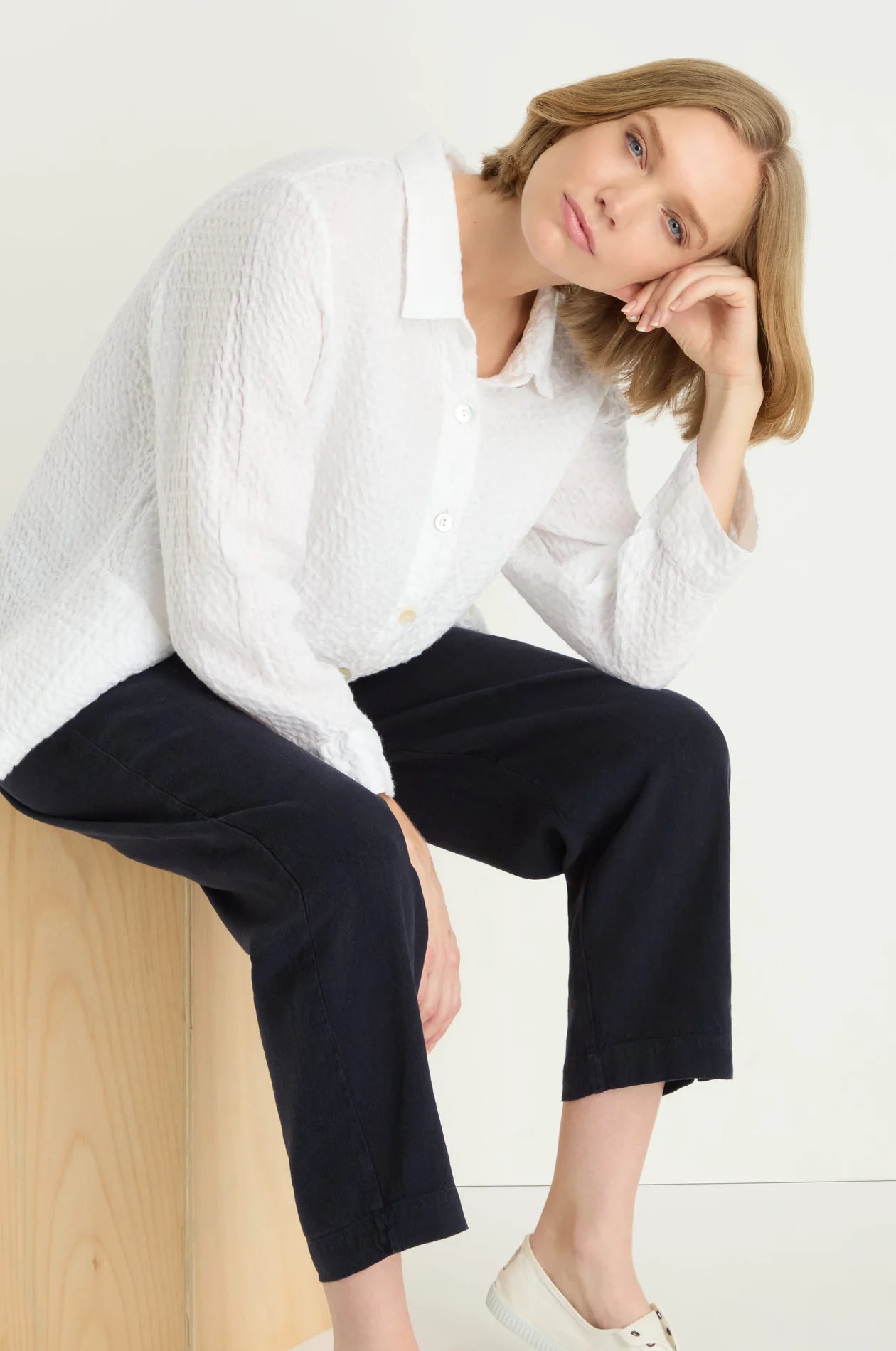 picture of Sahara Twisted Linen Slim Trouser - Night - Number Two - womens - fashion - clothing - Sahara 2