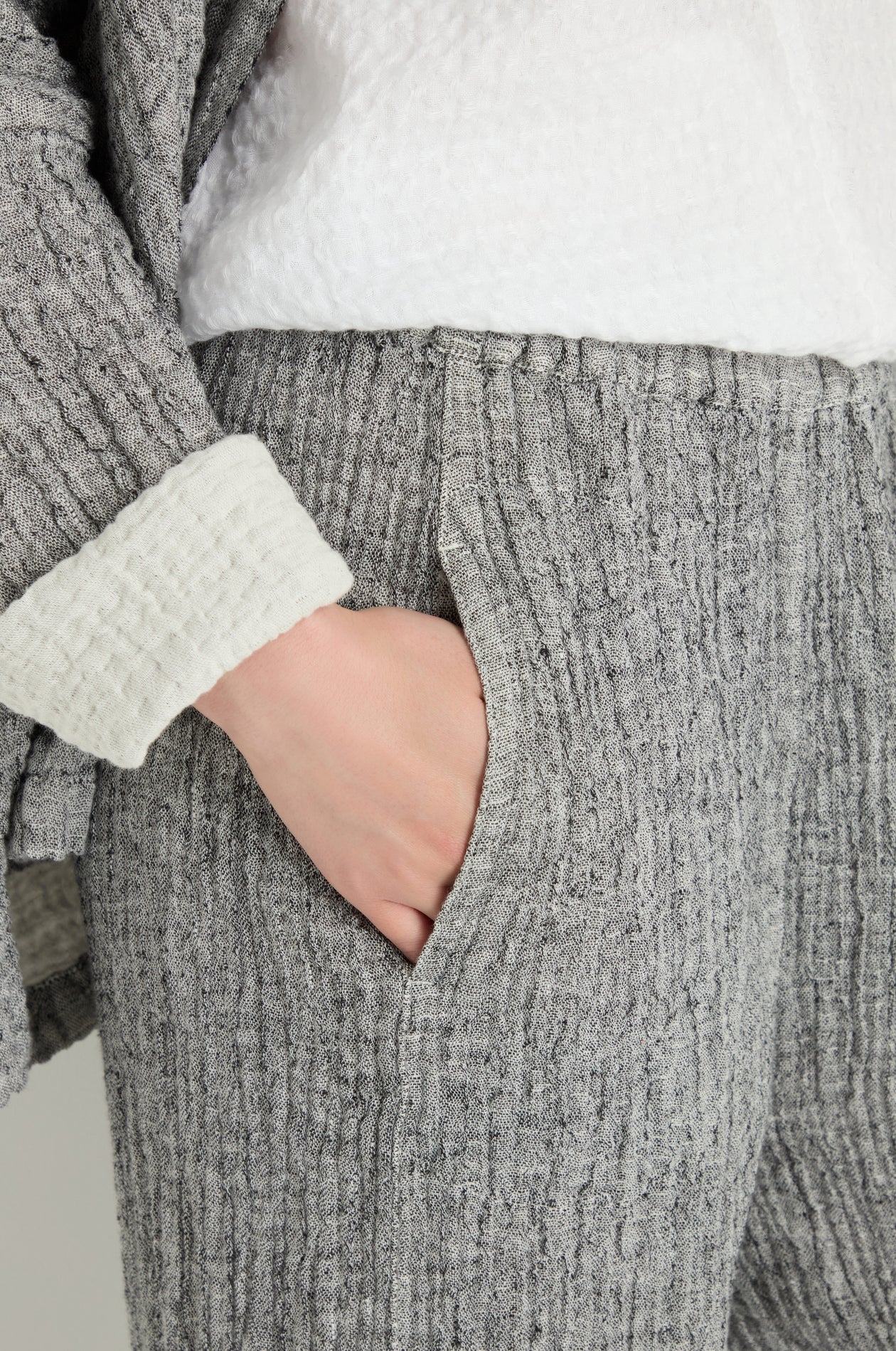 picture of Sahara Crinkle Double Face Linen Bubble Trousers - Black/White - Number Two - womens - fashion - clothing - Sahara 5