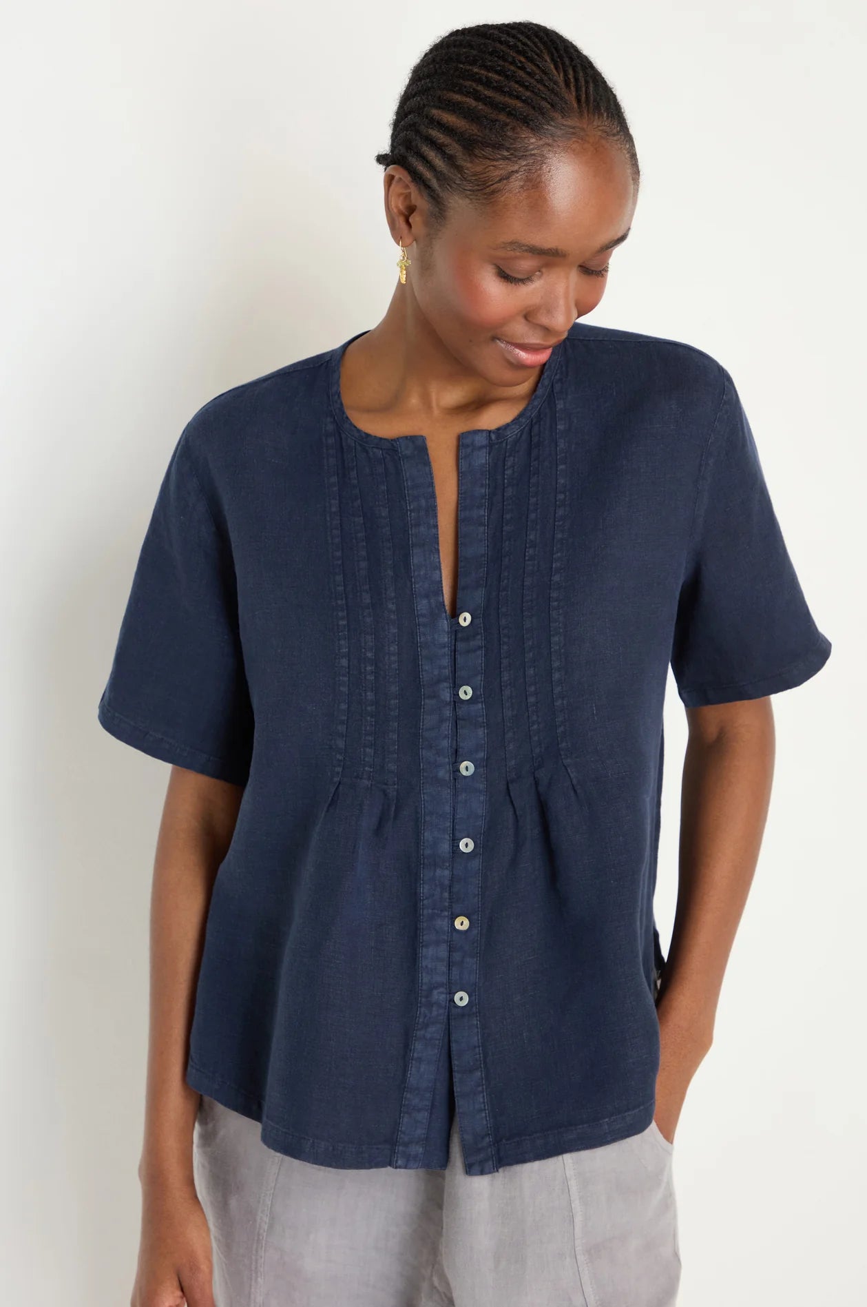 picture of Sahara Linen Pleat Short Sleeve Shirt - Night - Number Two - womens - fashion - clothing - Sahara 1