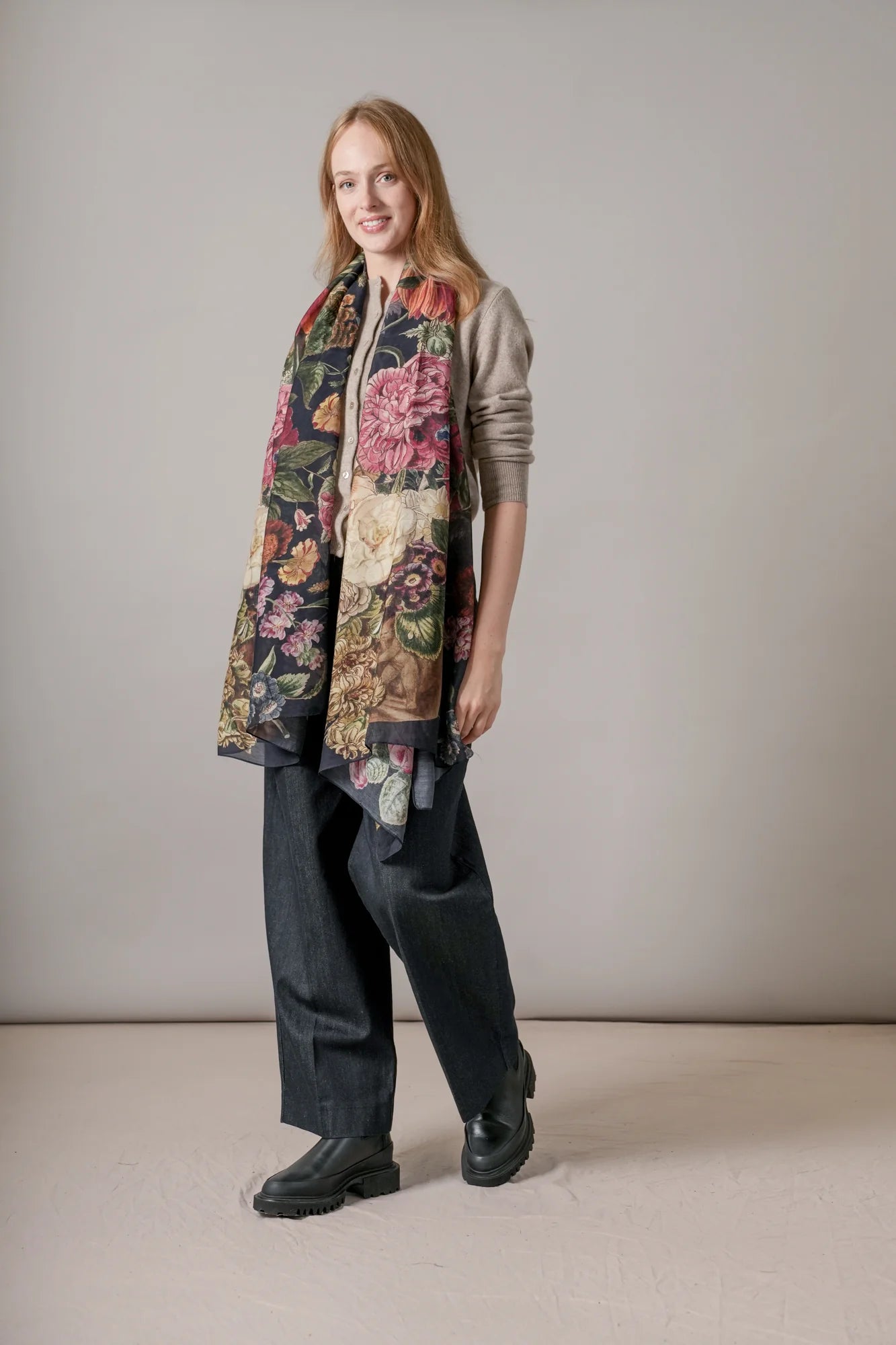 picture of One Hundred Stars Scarf Primula Black - Number Two - womens - fashion - accessories - One Hundred Stars 1