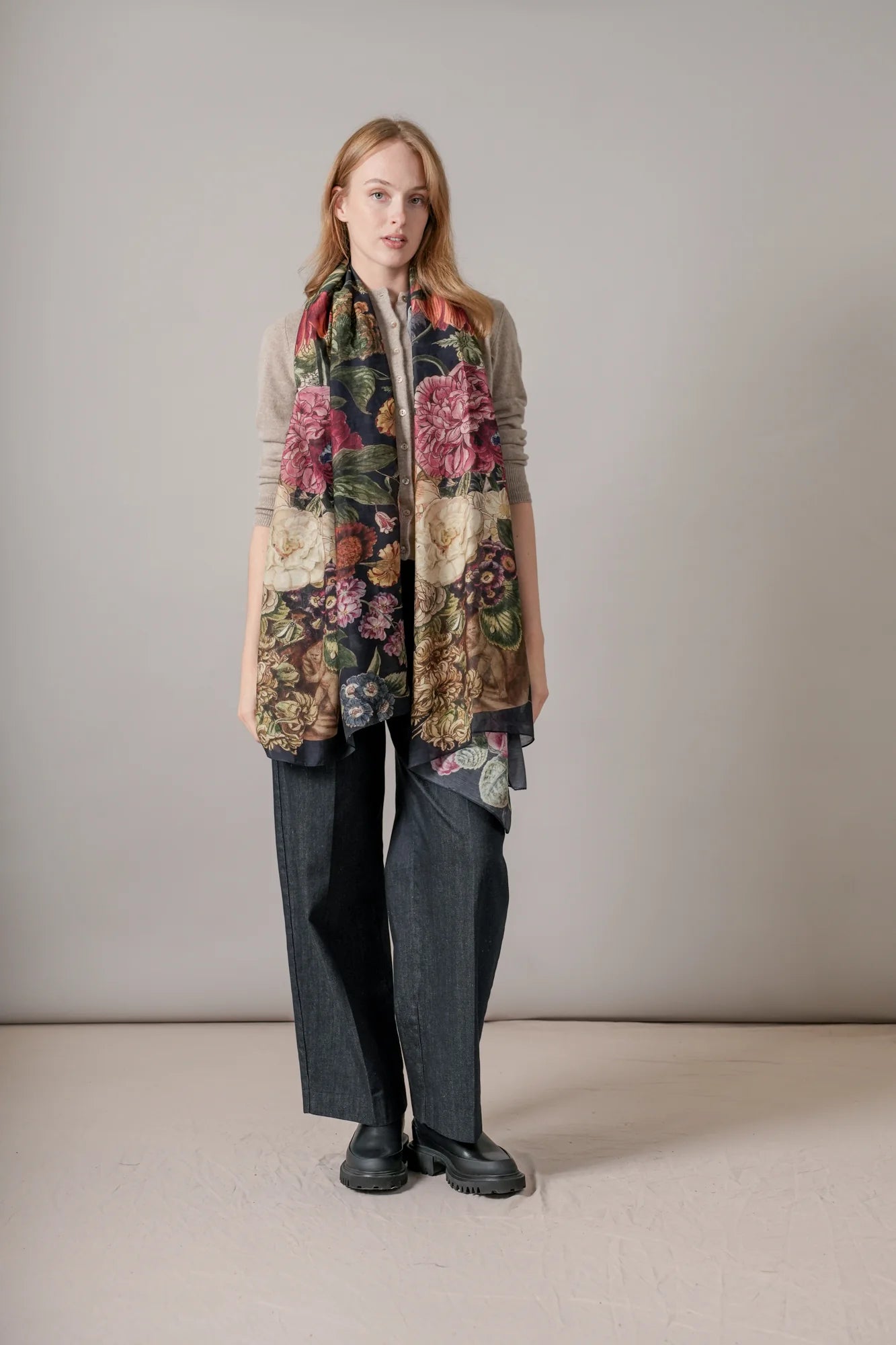 picture of One Hundred Stars Scarf Primula Black - Number Two - womens - fashion - accessories - One Hundred Stars 2