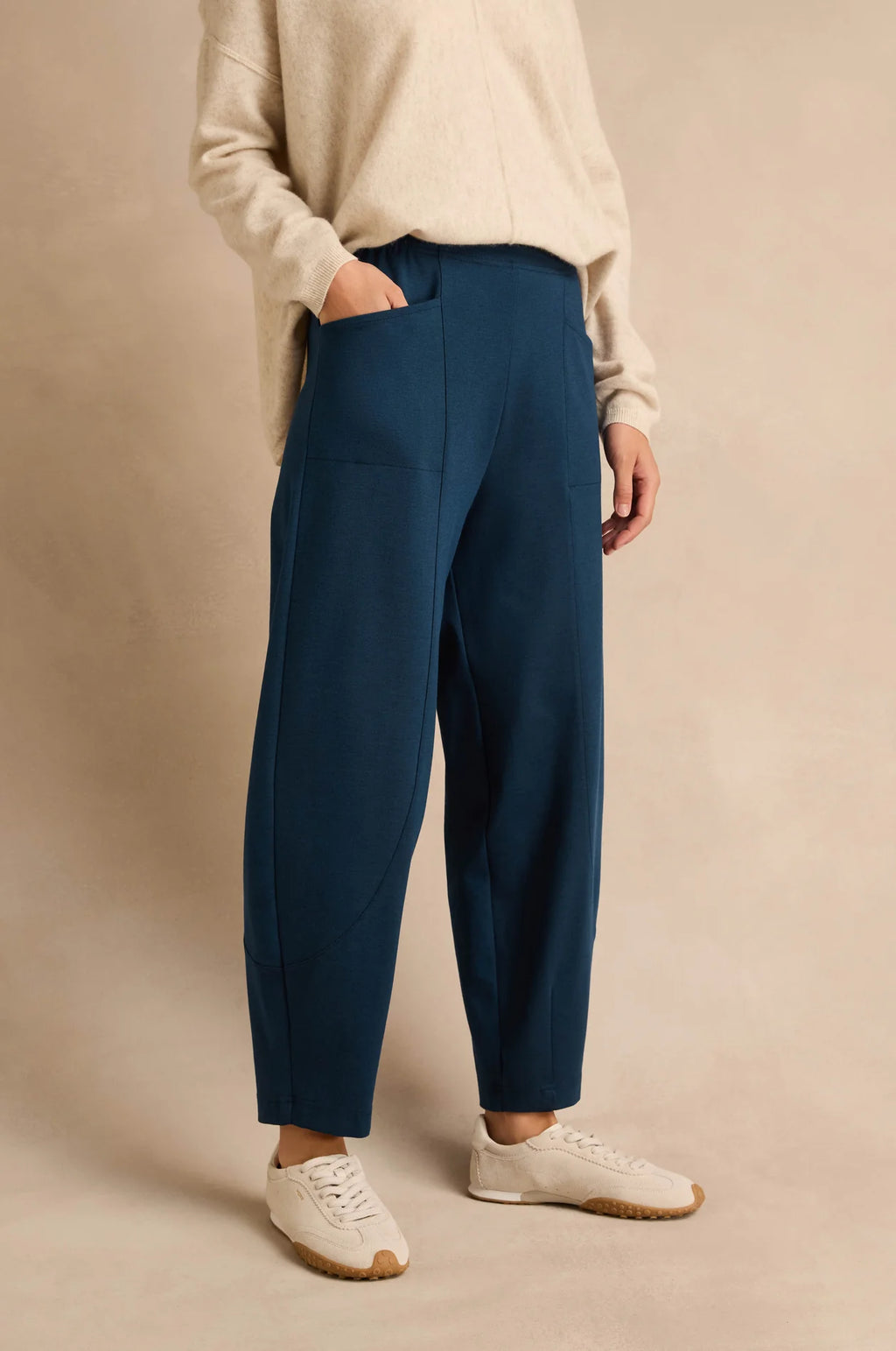 Sahara Ponte Bubble Trouser - Marine