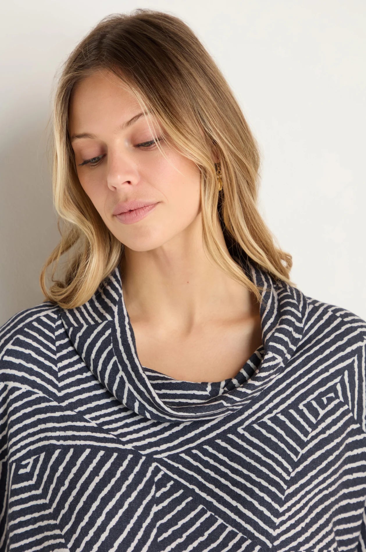 picture of Sahara Linear Prism Cowl Neck Top - Night/Ecru - Number Two - womens - fashion - clothing - Sahara 5