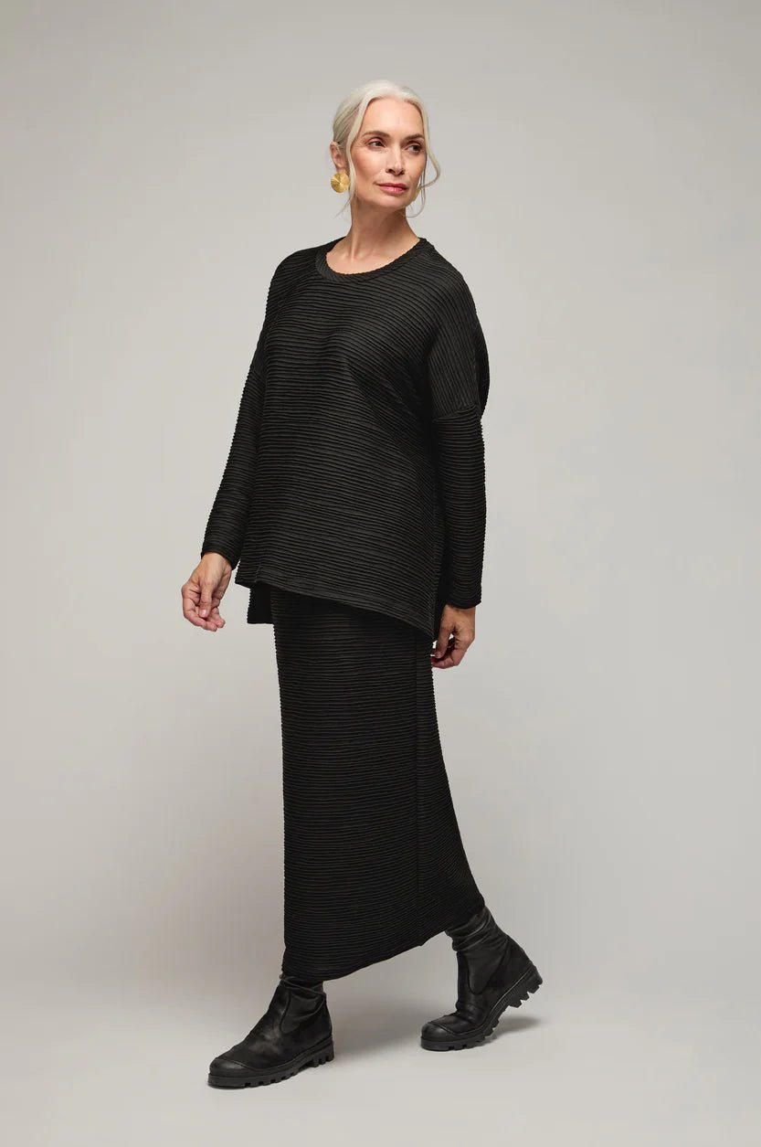 picture of Sahara Textured Wave Jersey Boxy Top - Black - Number Two - womens - fashion - clothing - Sahara 4