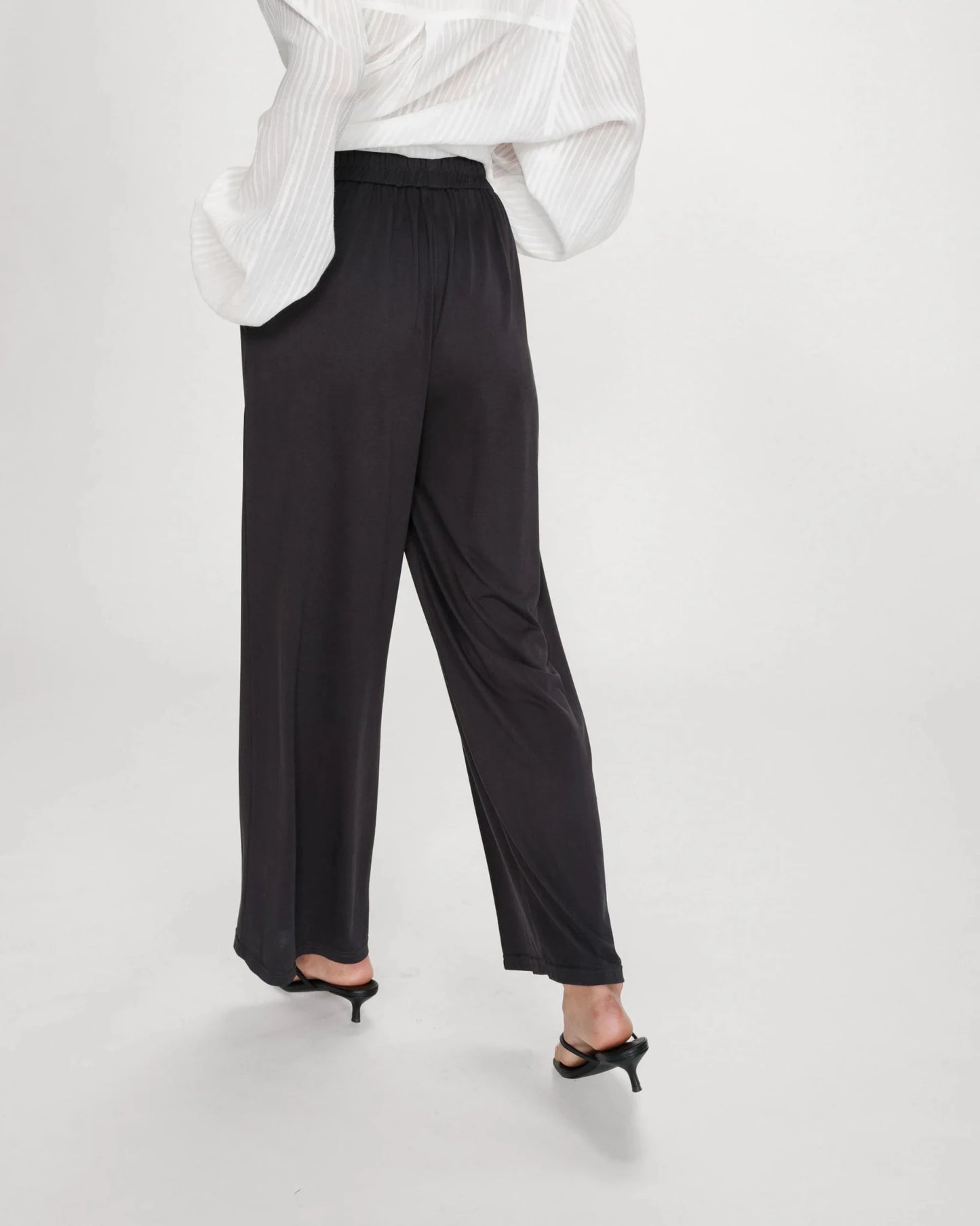picture of Grace & Mila Pax Trouser - Carbone - Number Two - womens - fashion - clothing - Grace & Mila 2