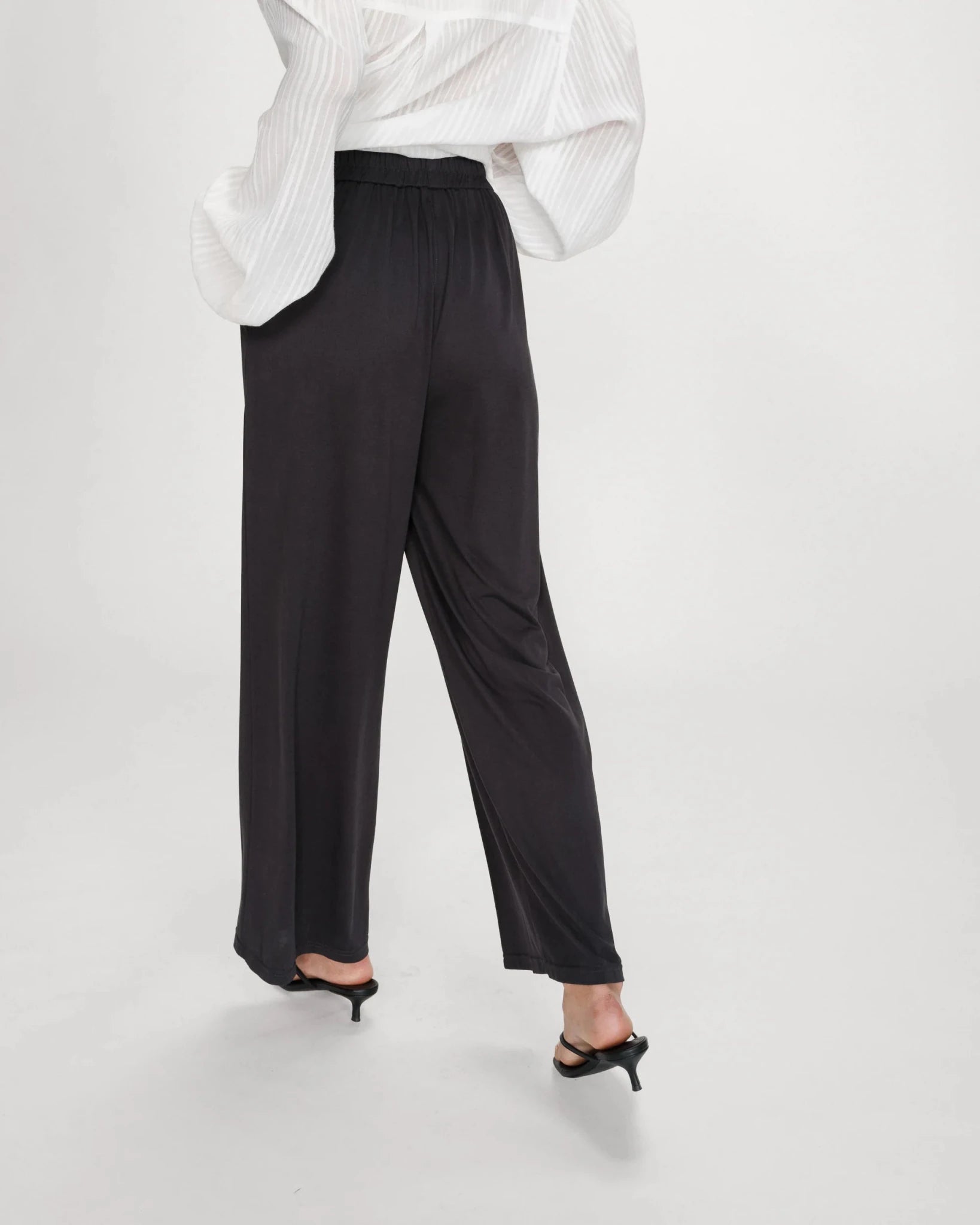 picture of Grace & Mila Pax Trouser - Carbone - Number Two - womens - fashion - clothing - Grace & Mila 2