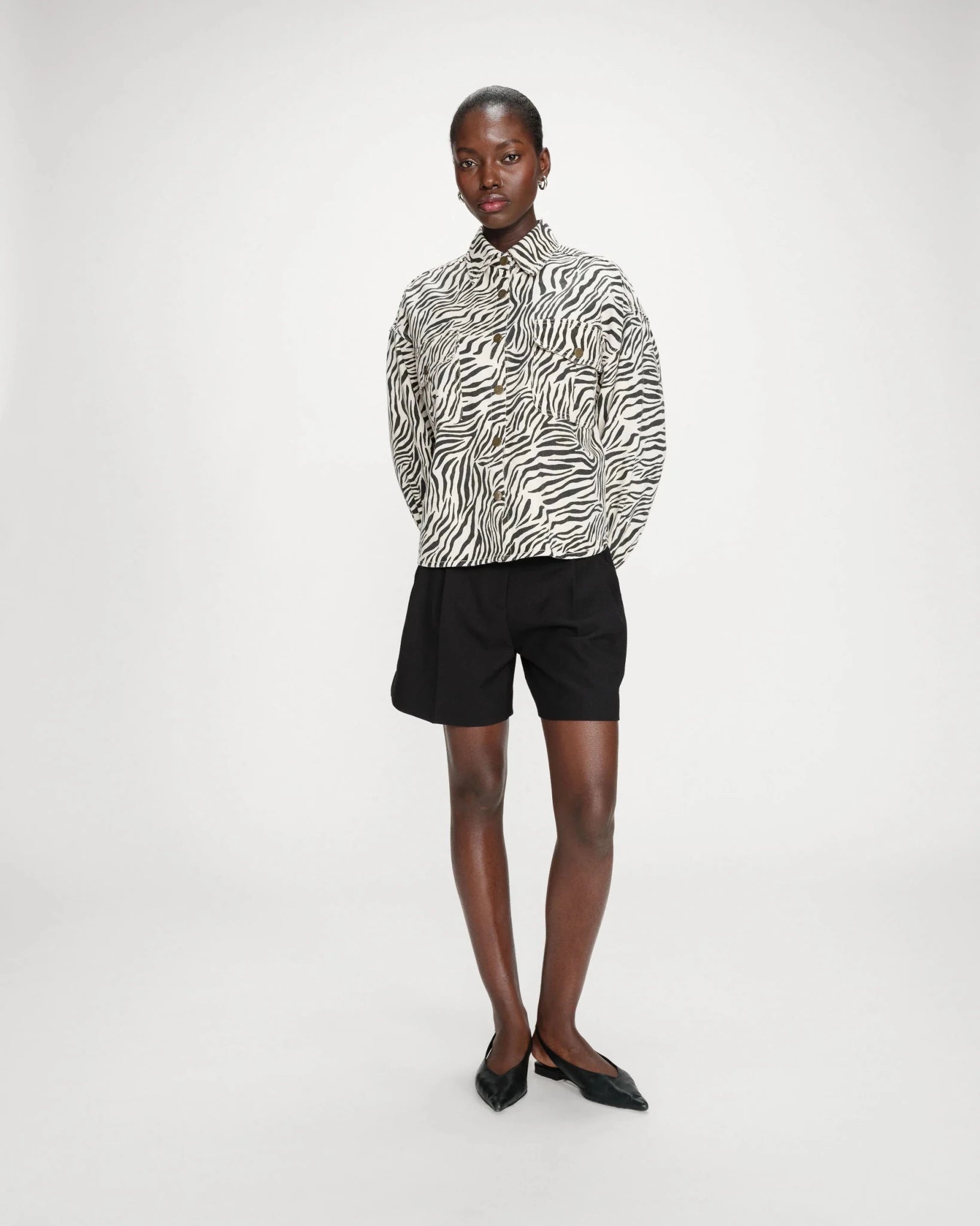 picture of Grace & Mila Vana Jacket - Zebra - Number Two - womens - fashion - clothing - Grace & Mila 4