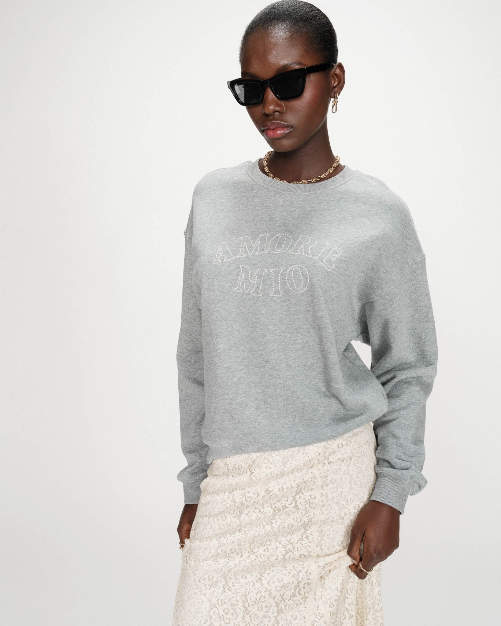 picture of Grace & Mila Valino Pacifico Sweatshirt - Gris - Number Two - womens - fashion - clothing - Grace & Mila 1