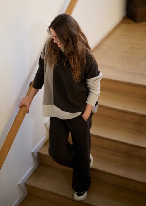 picture of Henriette Steffensen Flare Trouser 3/4 Length - Kit - Number Two - womens - fashion - Henriette Steffensen 2