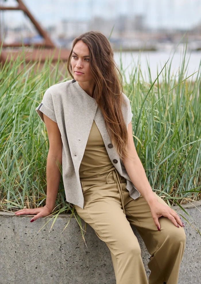 picture of Henriette Steffensen Vest 7170 - Sand - Number Two - womens - fashion - clothing - Henriette Steffensen 3