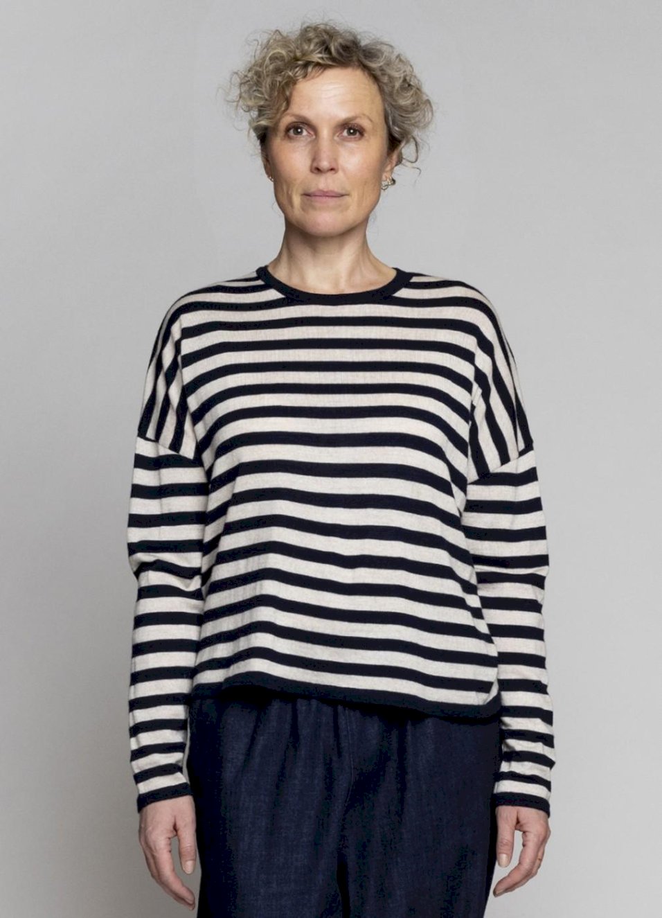Muse Wear Edith Stripe Jumper - Coal/Ecru