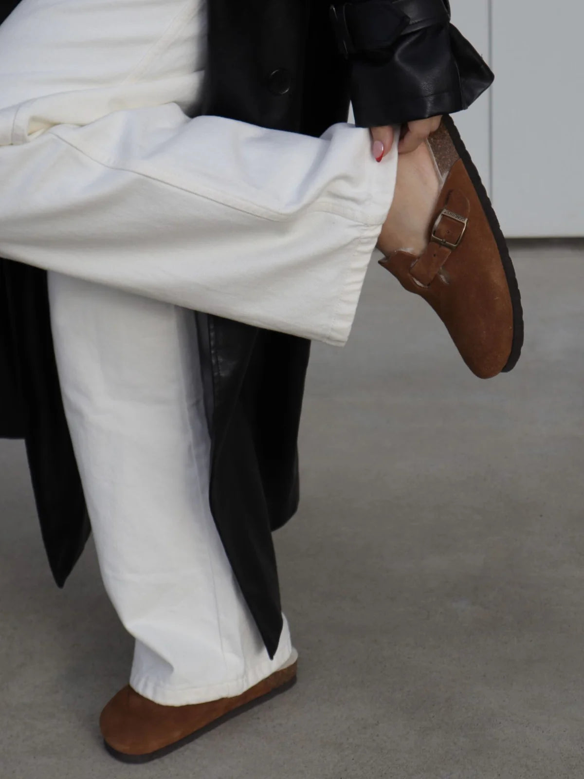 Genuins Riva Suede Wool Clog - Almond