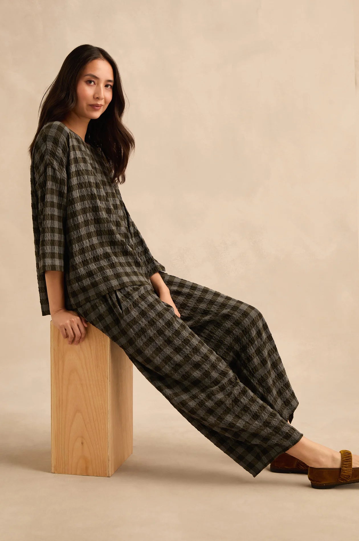 picture of Sahara Crinkle Check Bubble Trouser - Khaki/Grey - Number Two - womens - fashion - clothing - Sahara 1